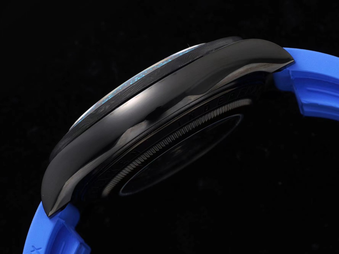 The new hollow Rolex Daytona watch