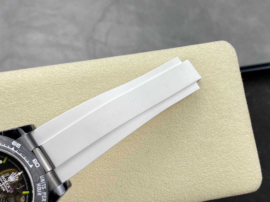 The new hollow Rolex Daytona watch