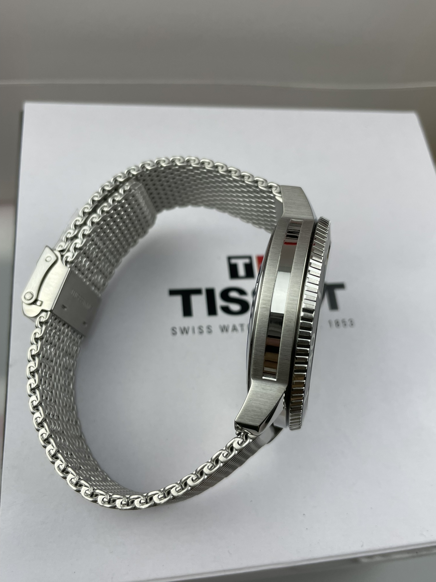 Tissot T120.417.11.041.02 six-pin latest mesh strap model,