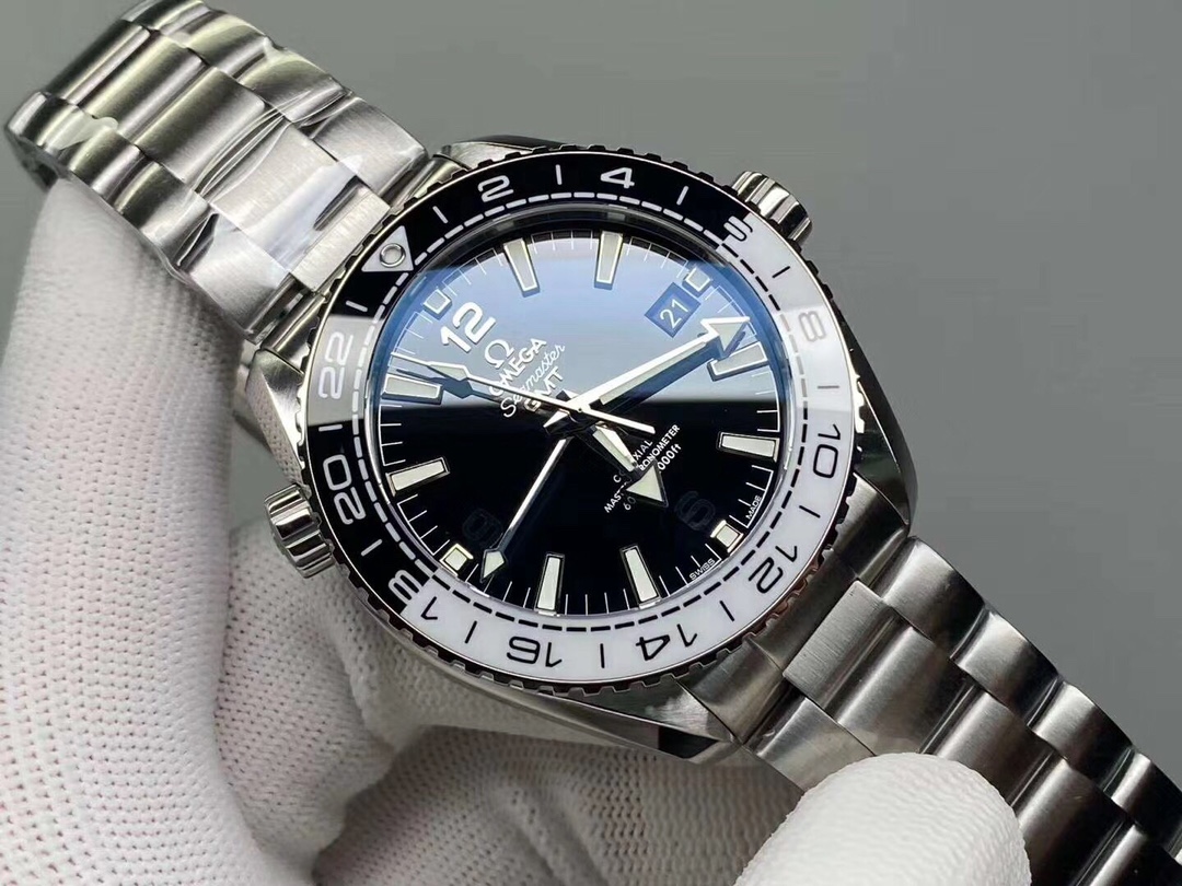 Omega Seamaster 600m America's Cup limited edition diving watch