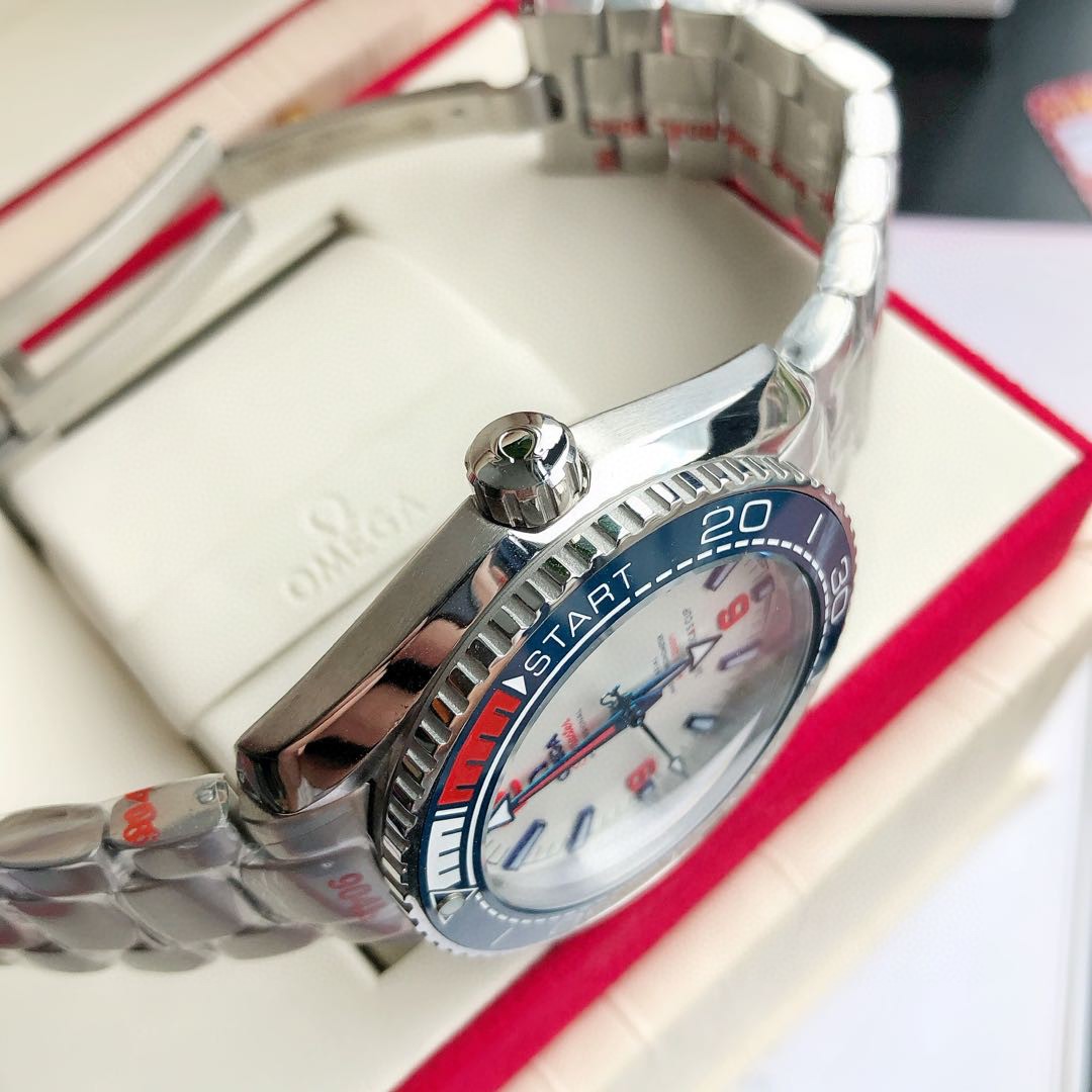 Omega Seamaster 600m America's Cup limited edition diving watch