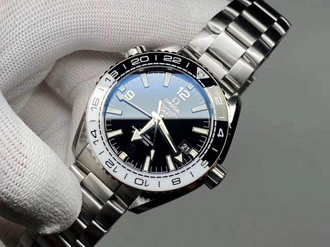 Omega Seamaster 600m America's Cup limited edition diving watch