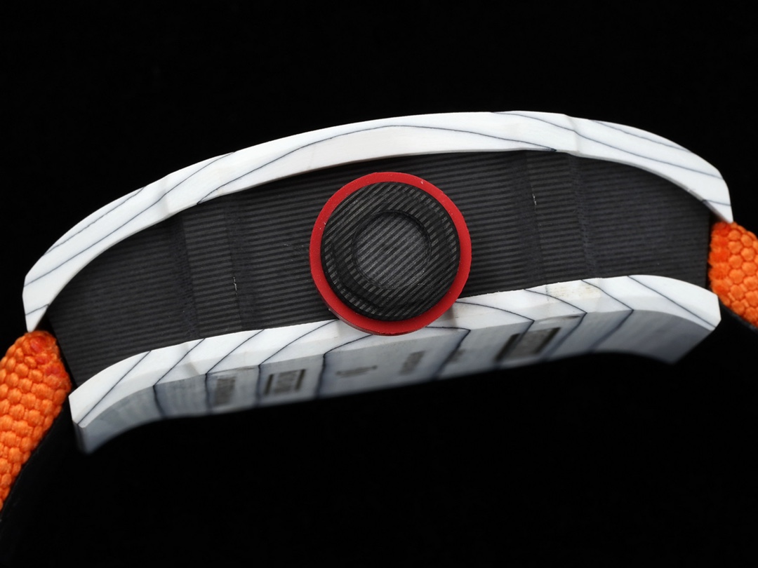 RM 27-02 is a sports tourbillon watch designed by 〖RICHARD MILLE〗