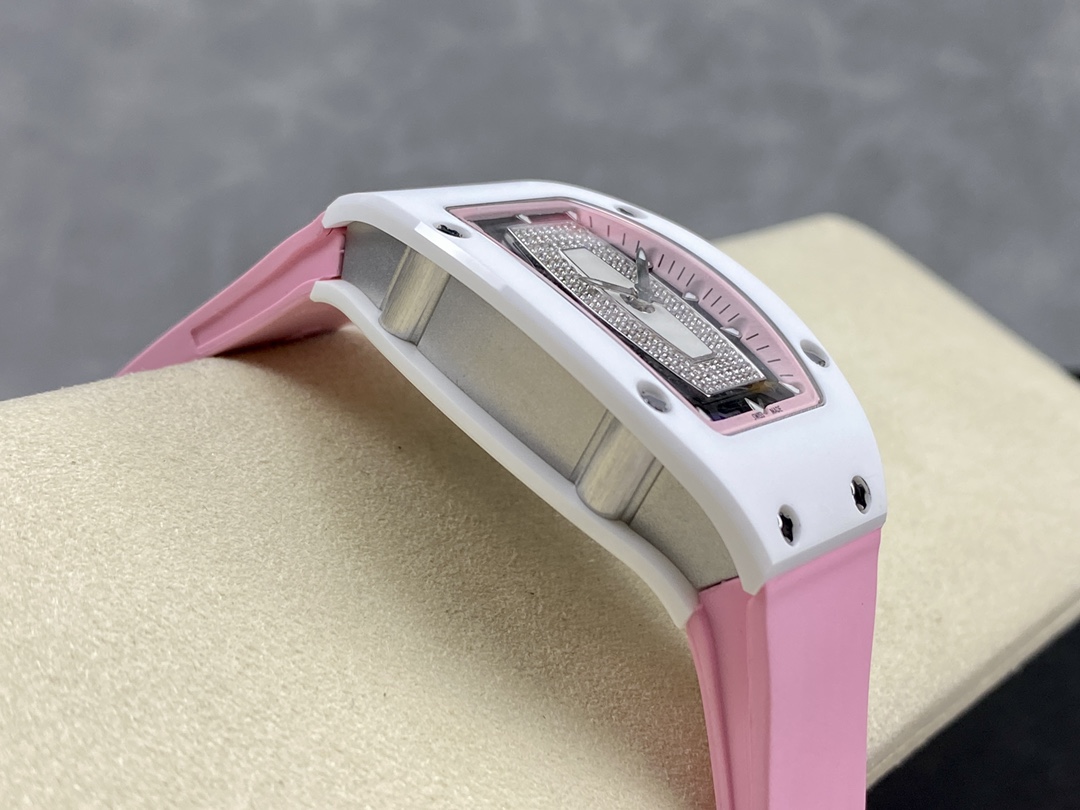 Richard Miller RM07-01 Red Lips RM007