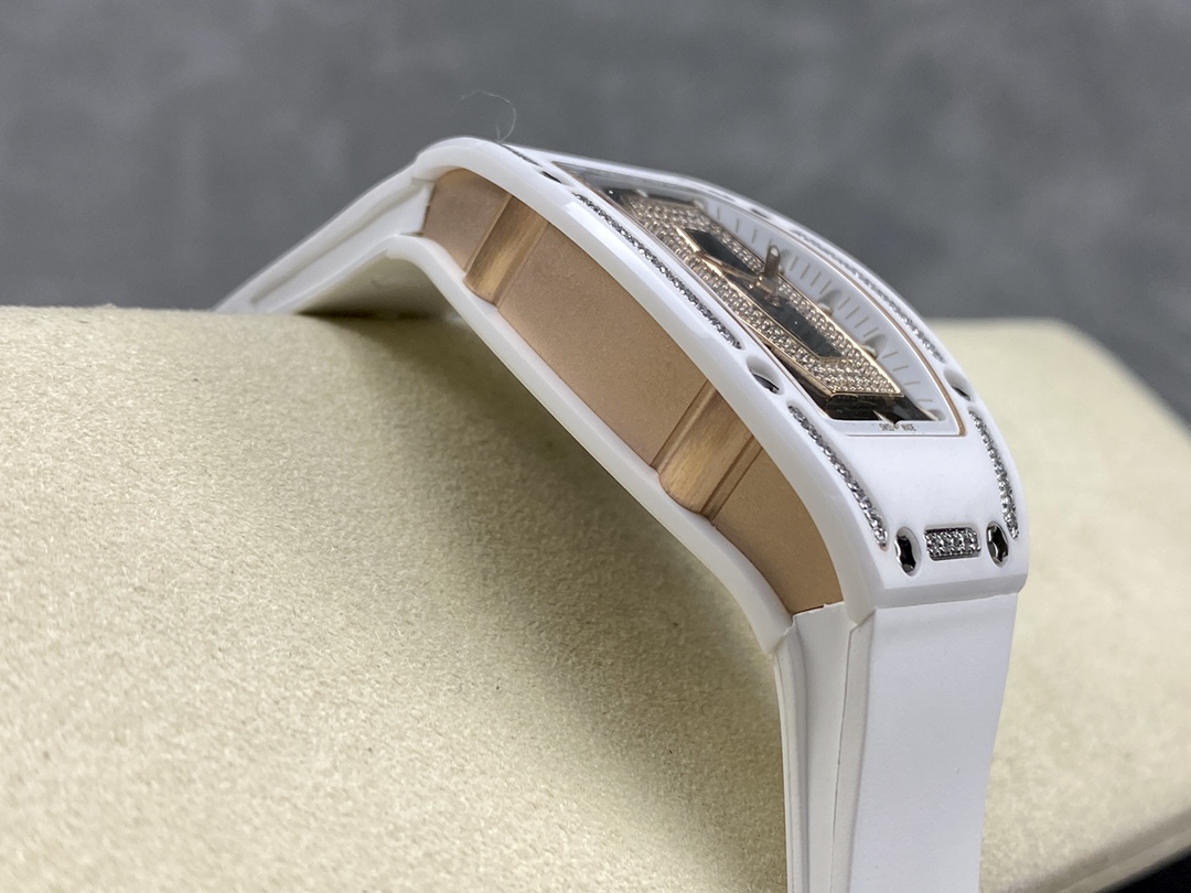 Richard Miller RM07-01 Red Lips RM007