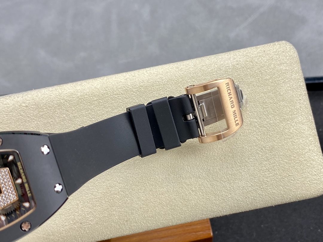 Richard Miller RM07-01 Red Lips RM007