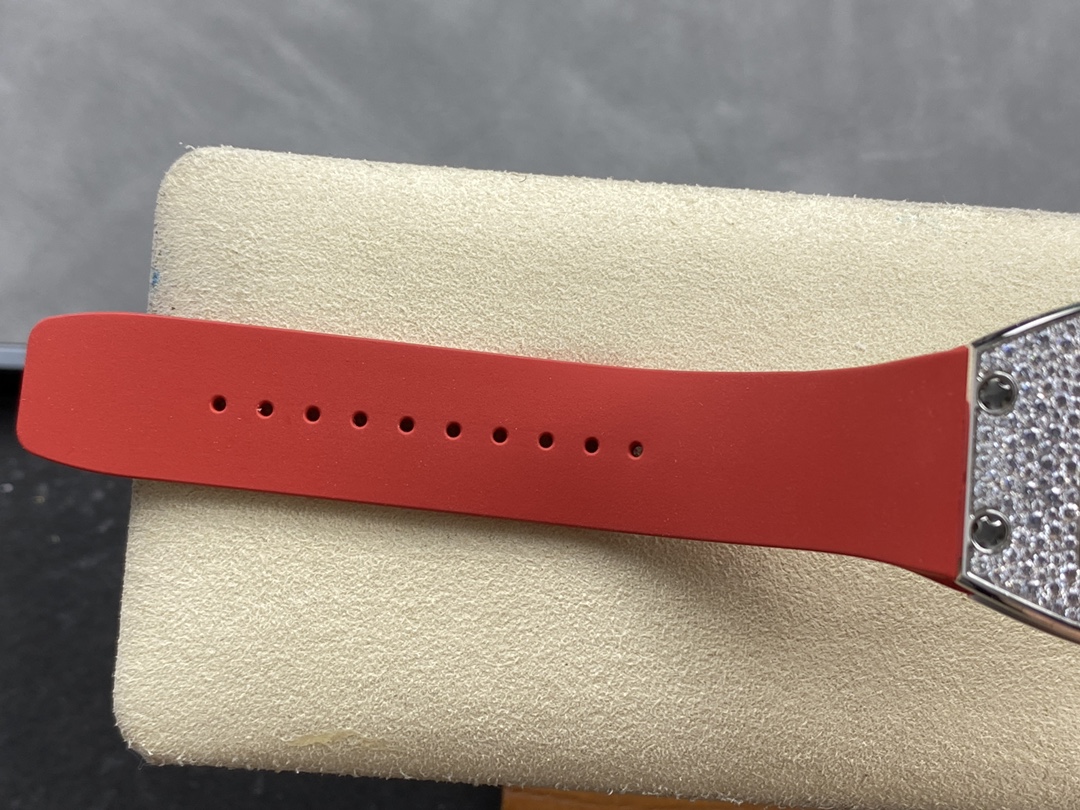 Richard Miller RM07-01 Red Lips RM007