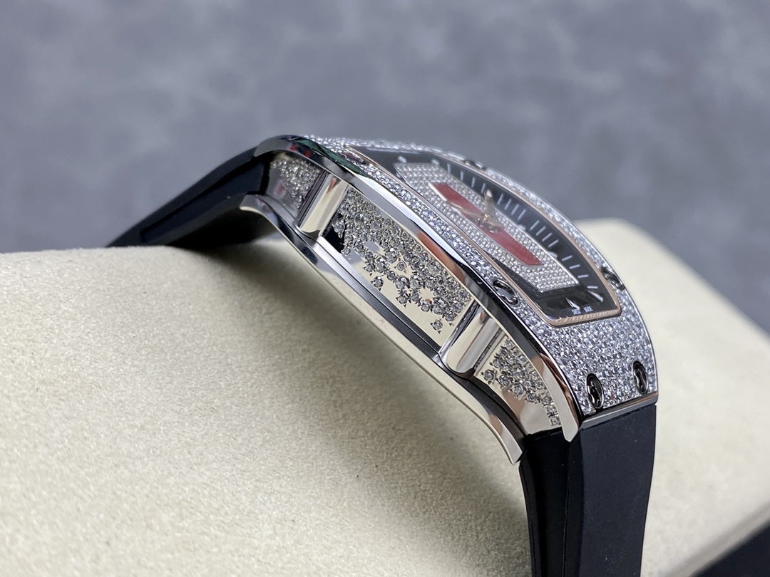 Richard Miller RM07-01 Red Lips RM007