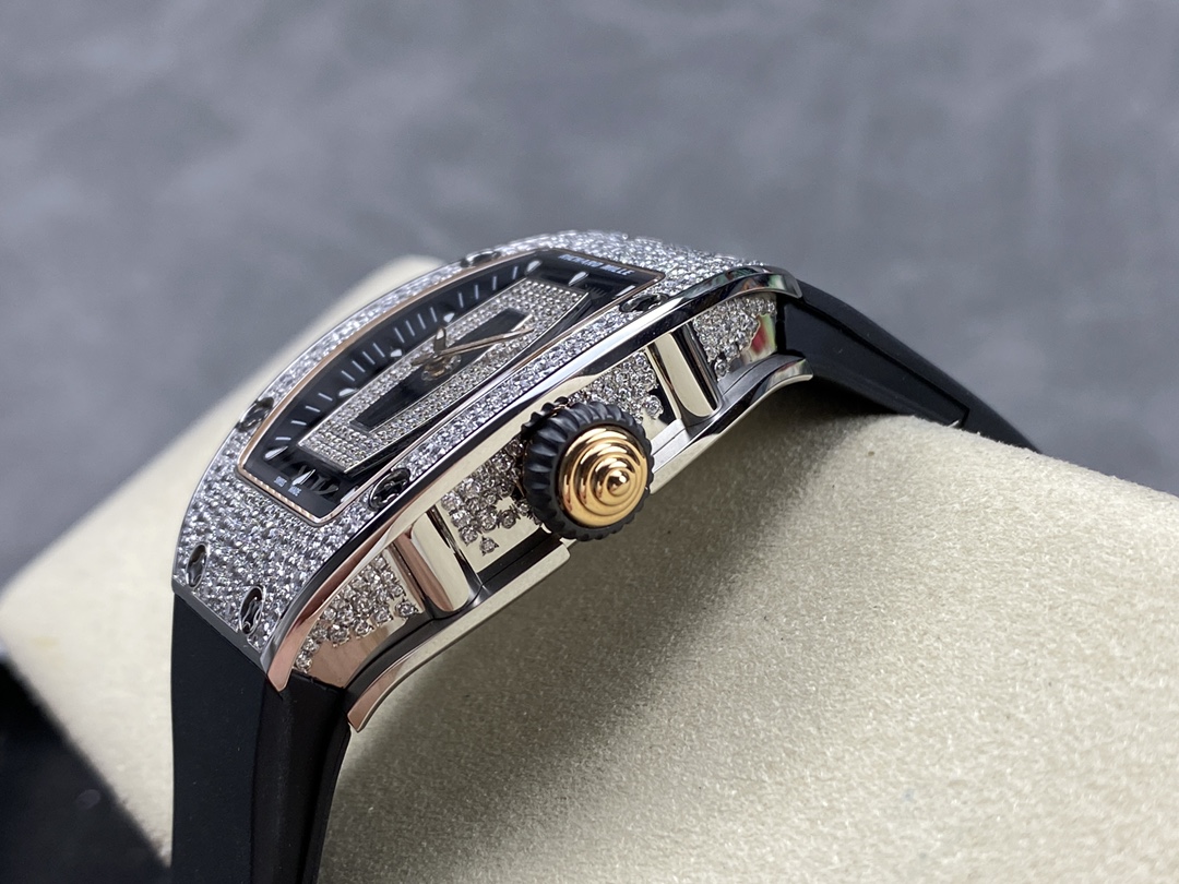 Richard Miller RM07-01 Red Lips RM007