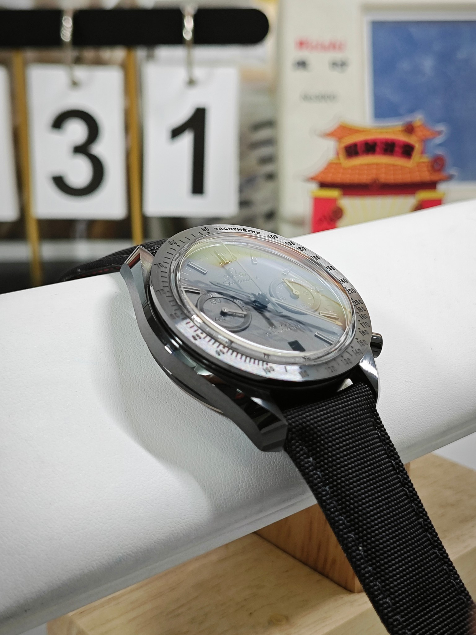 Omega Dark Side of the Moon Ceramic 9300 Movement