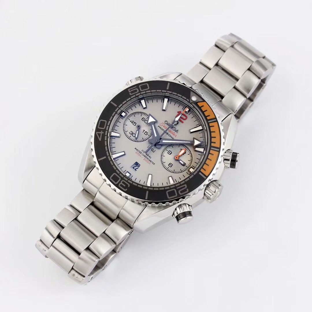 Seamaster 600m diving series