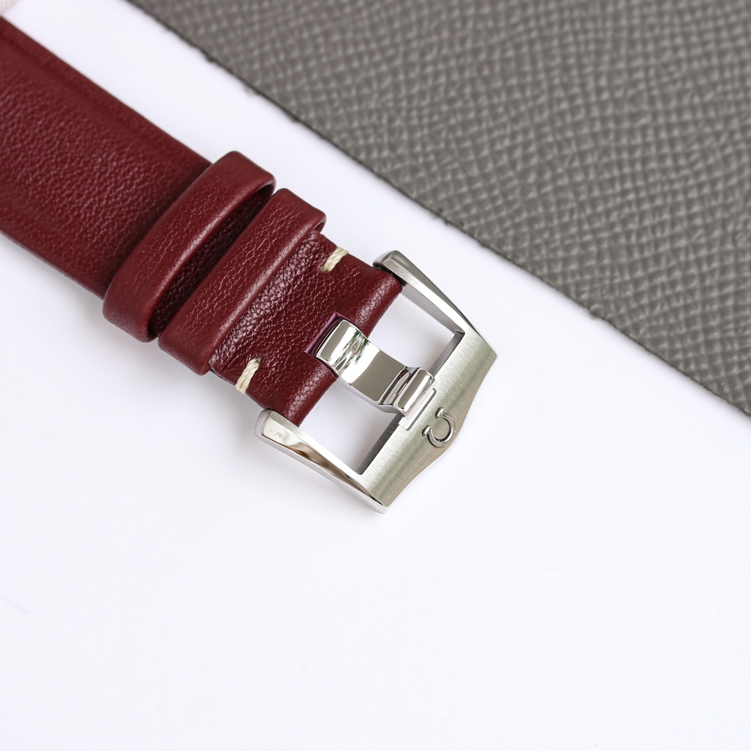 Omega Speedmaster Series Chronograph Mechanical Men's Watch