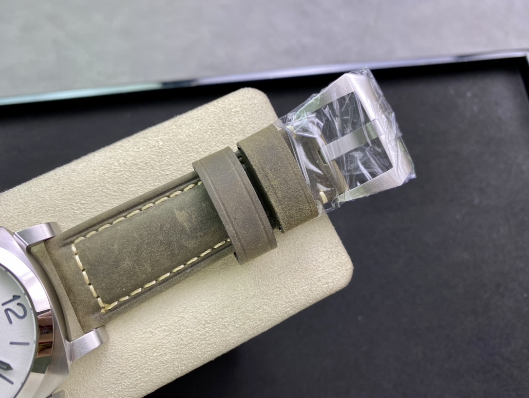 Panerai PAM1314 fully automatic mechanical movement,