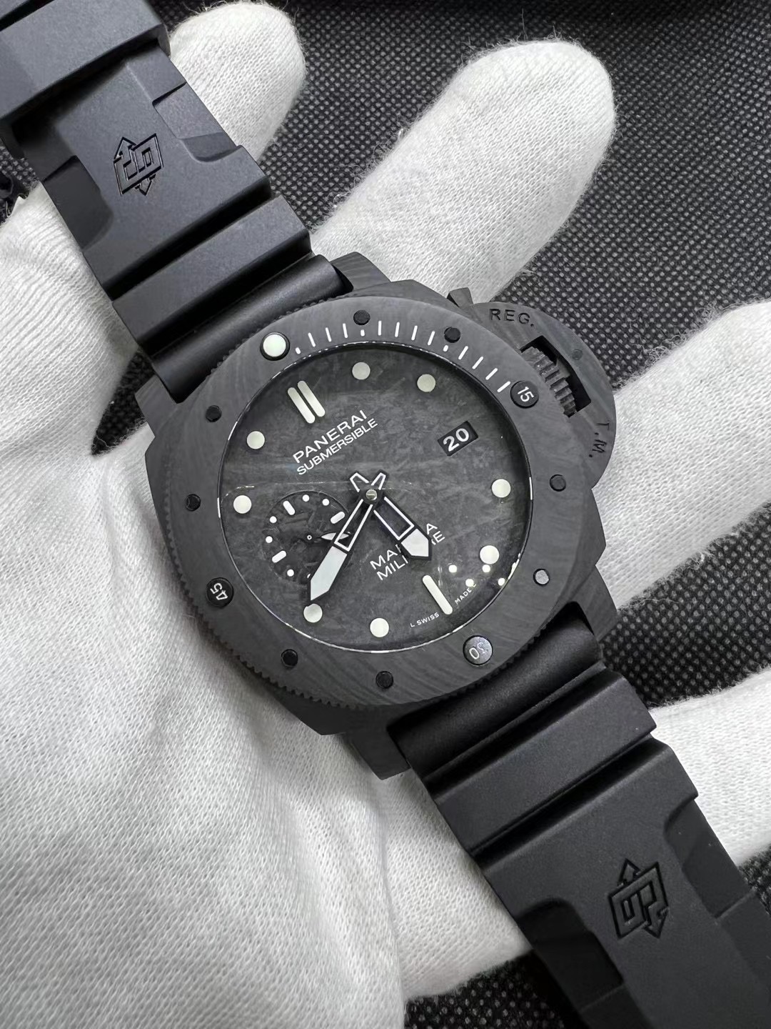 Panerai PAM979 full carbon fiber case