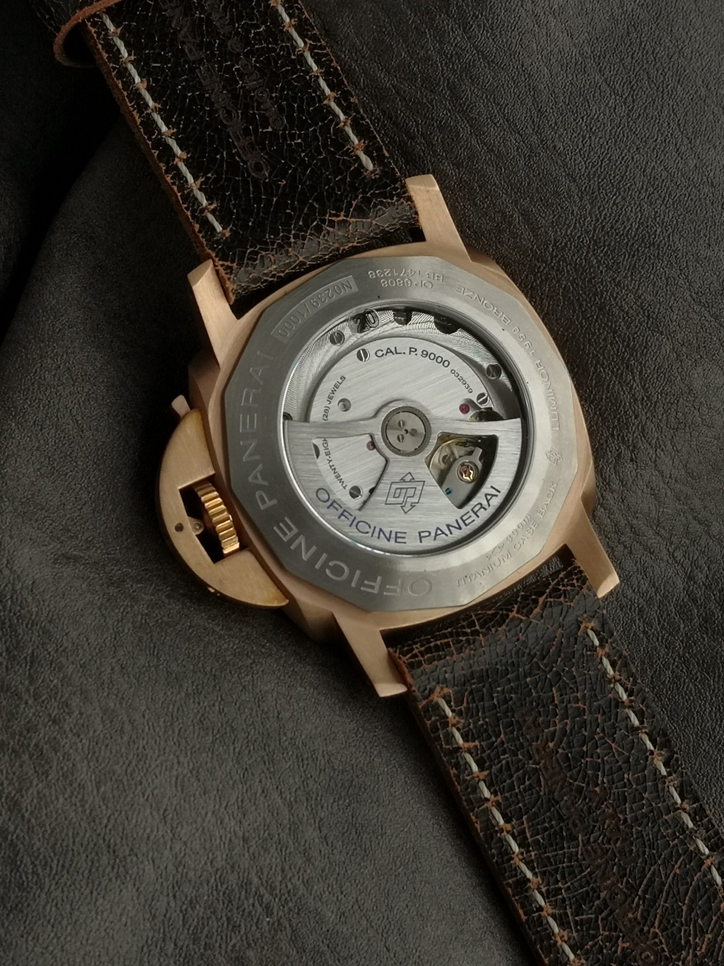 Panerai special edition watch series PAM 00382 watch