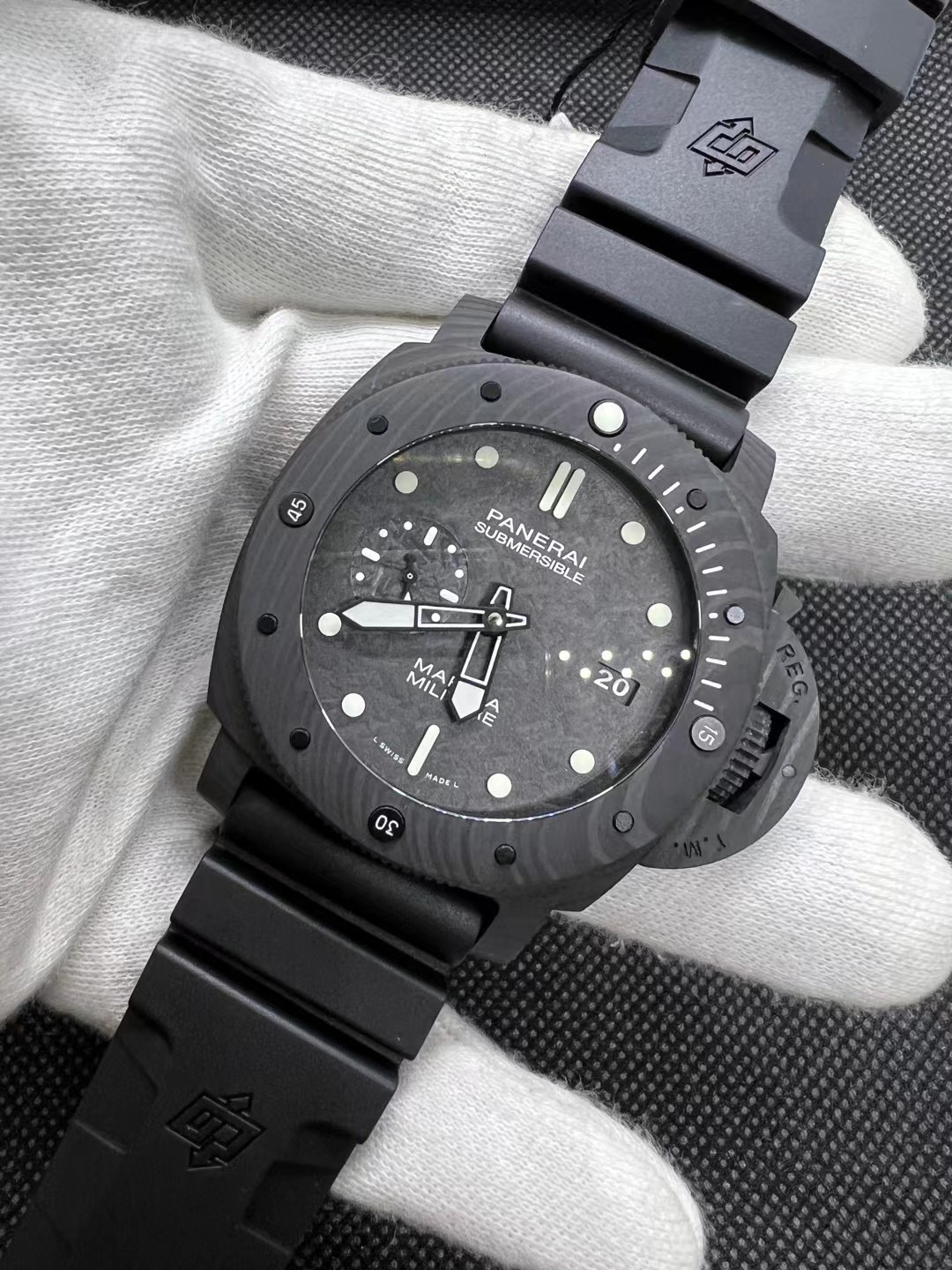 Panerai PAM979 full carbon fiber case
