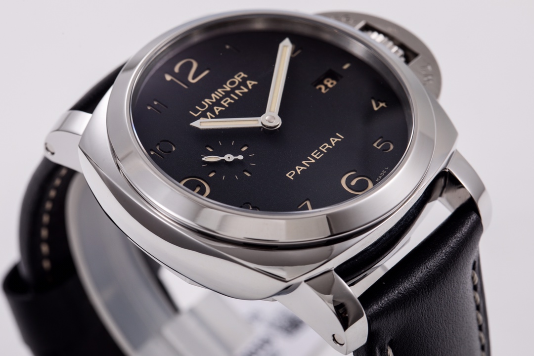 Panerai 359 V2 version synchronizes the original movement functions