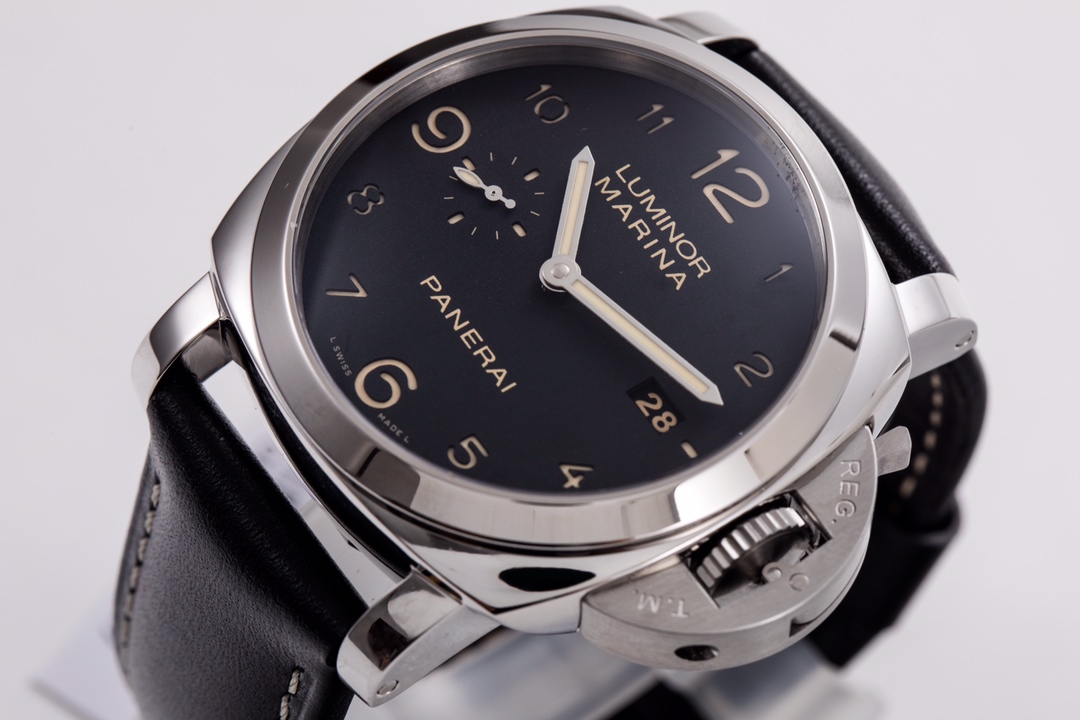 Panerai 359 V2 version synchronizes the original movement functions