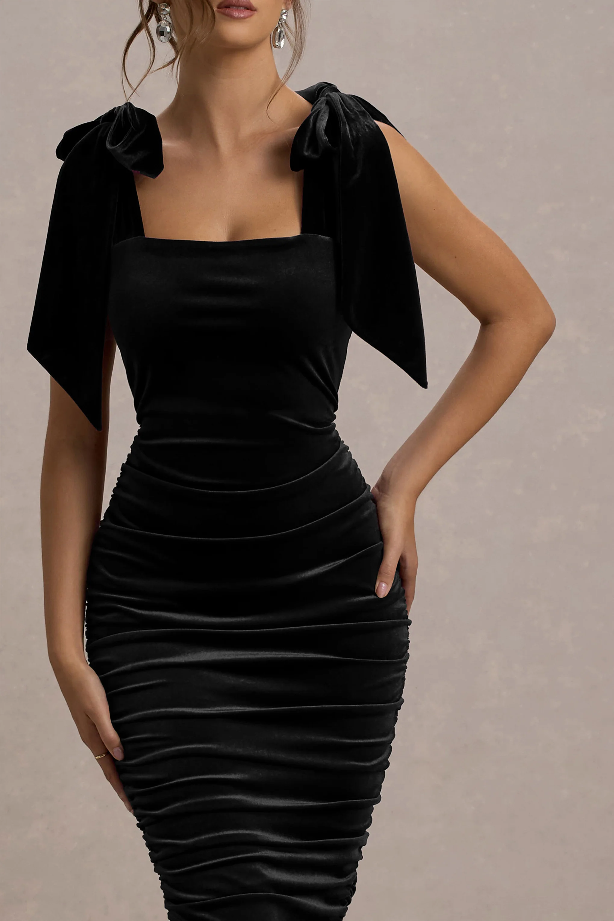 Tarna | Black Velvet Midi Dress With Bow Straps