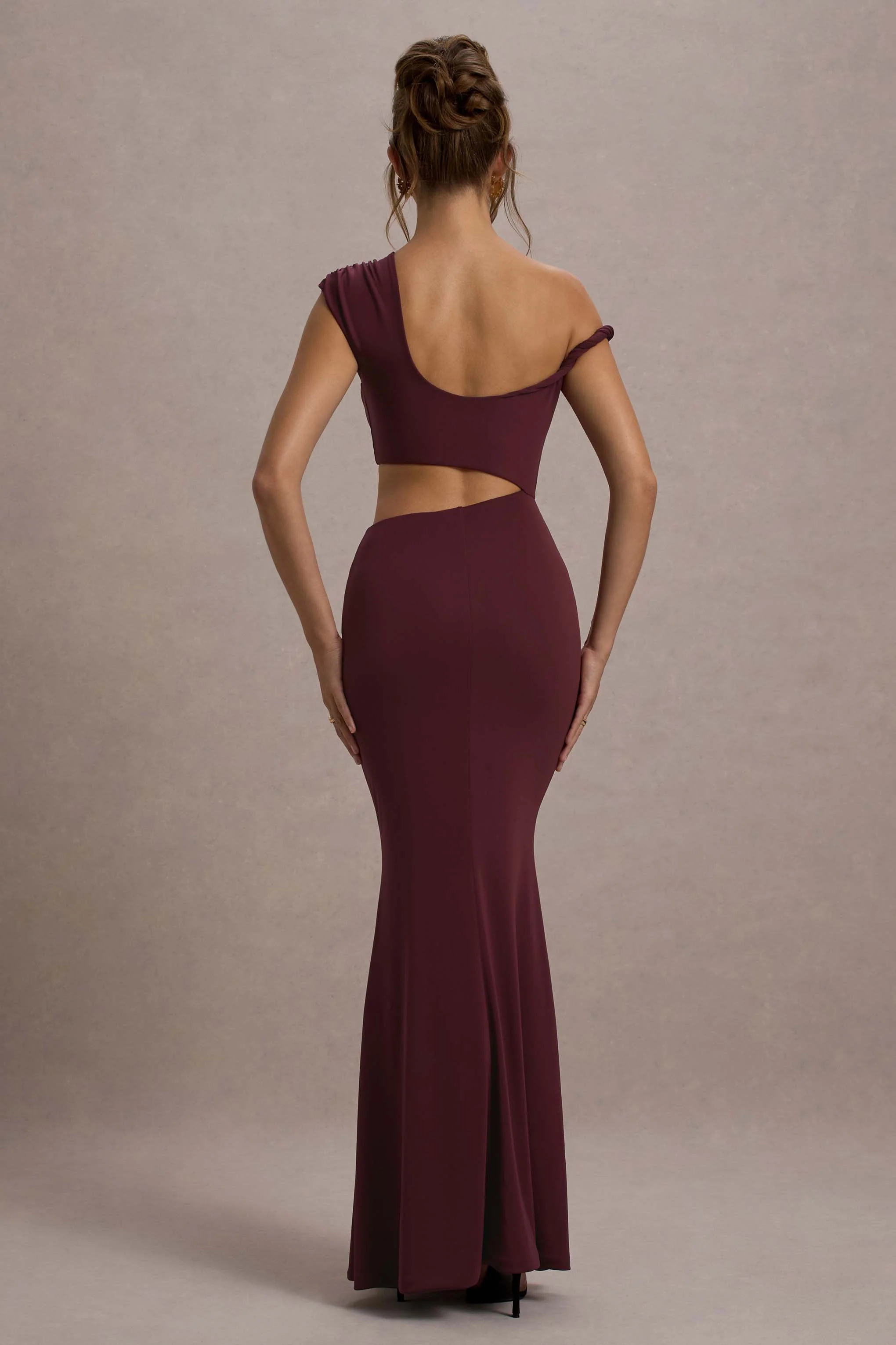 Thaliana | Port Cut-Out Open-Back Maxi Dress