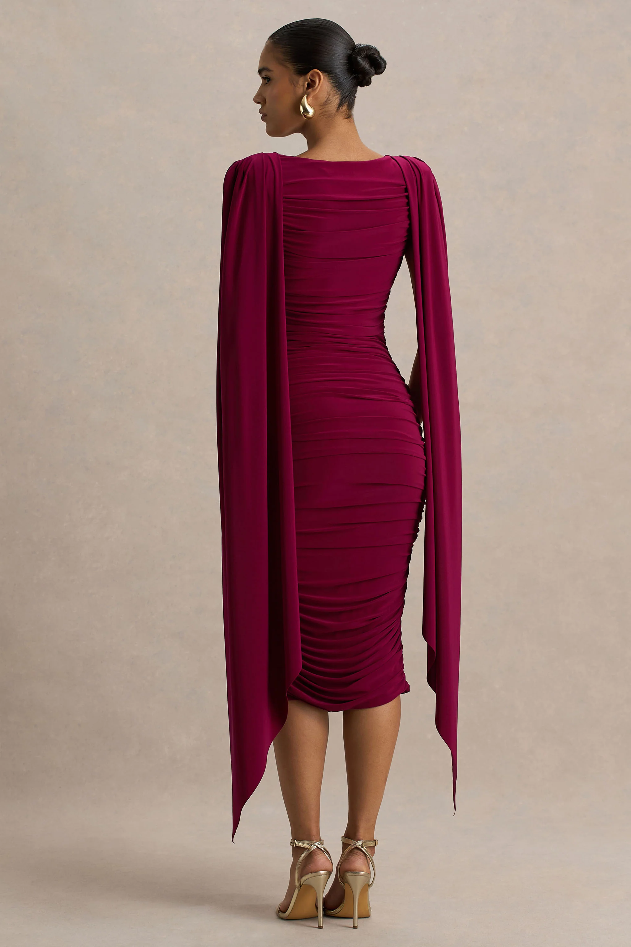 Wanderer | Burgundy Crew-Neck Midi Dress With Draped and Ruched Detailing