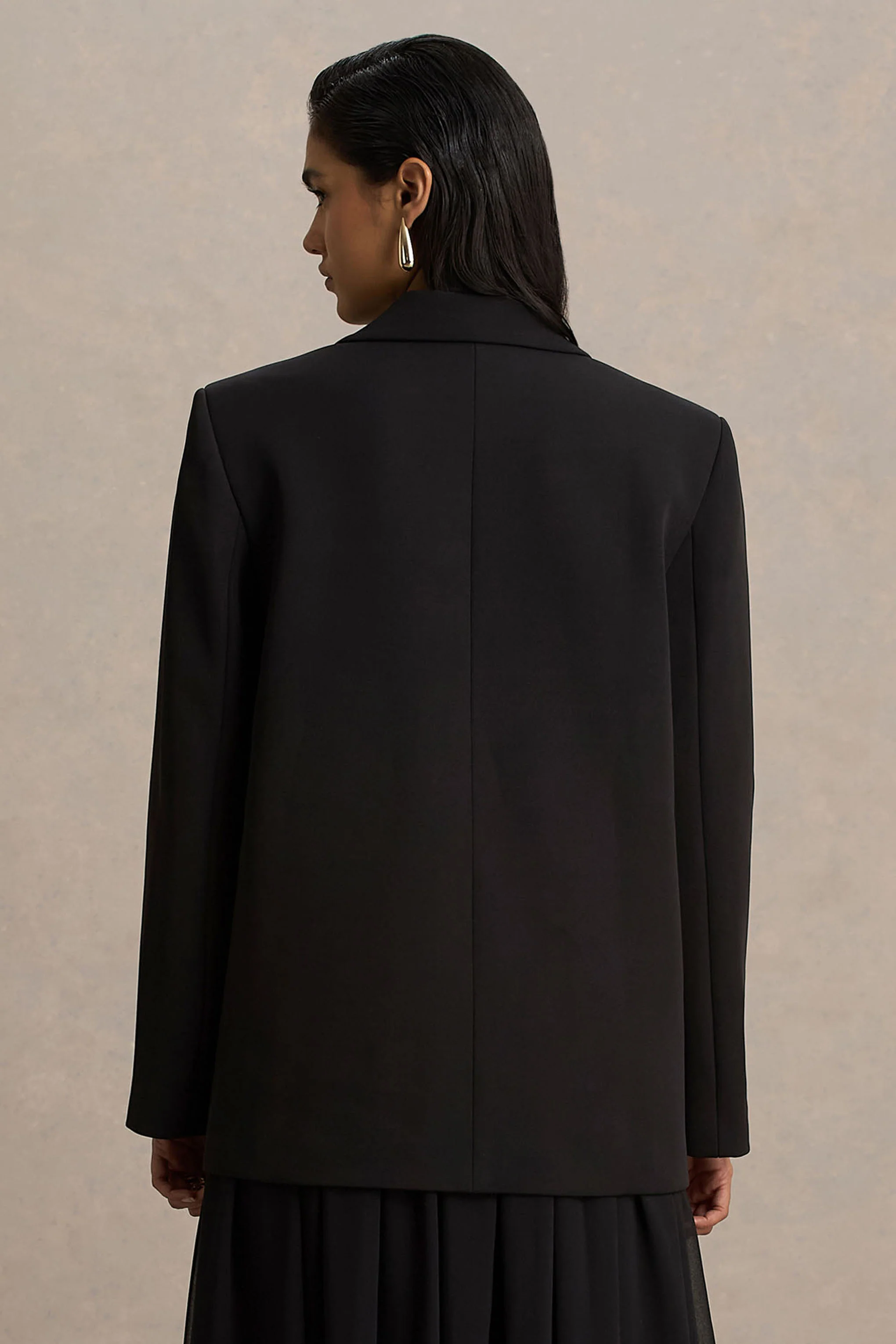 Katherine | Black Plunge-Neck Tailored Blazer