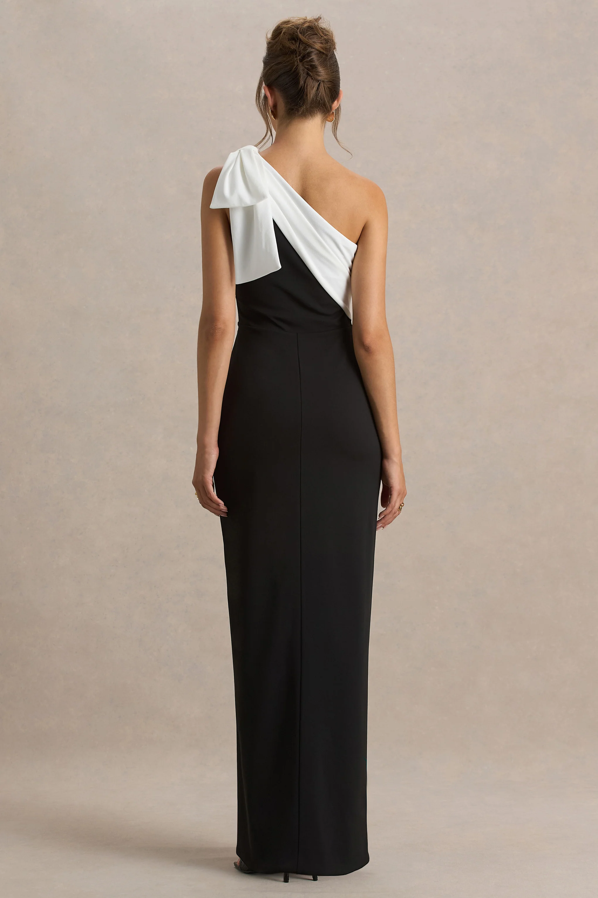 Kiri | Black & White One-Shoulder Bow Maxi Dress