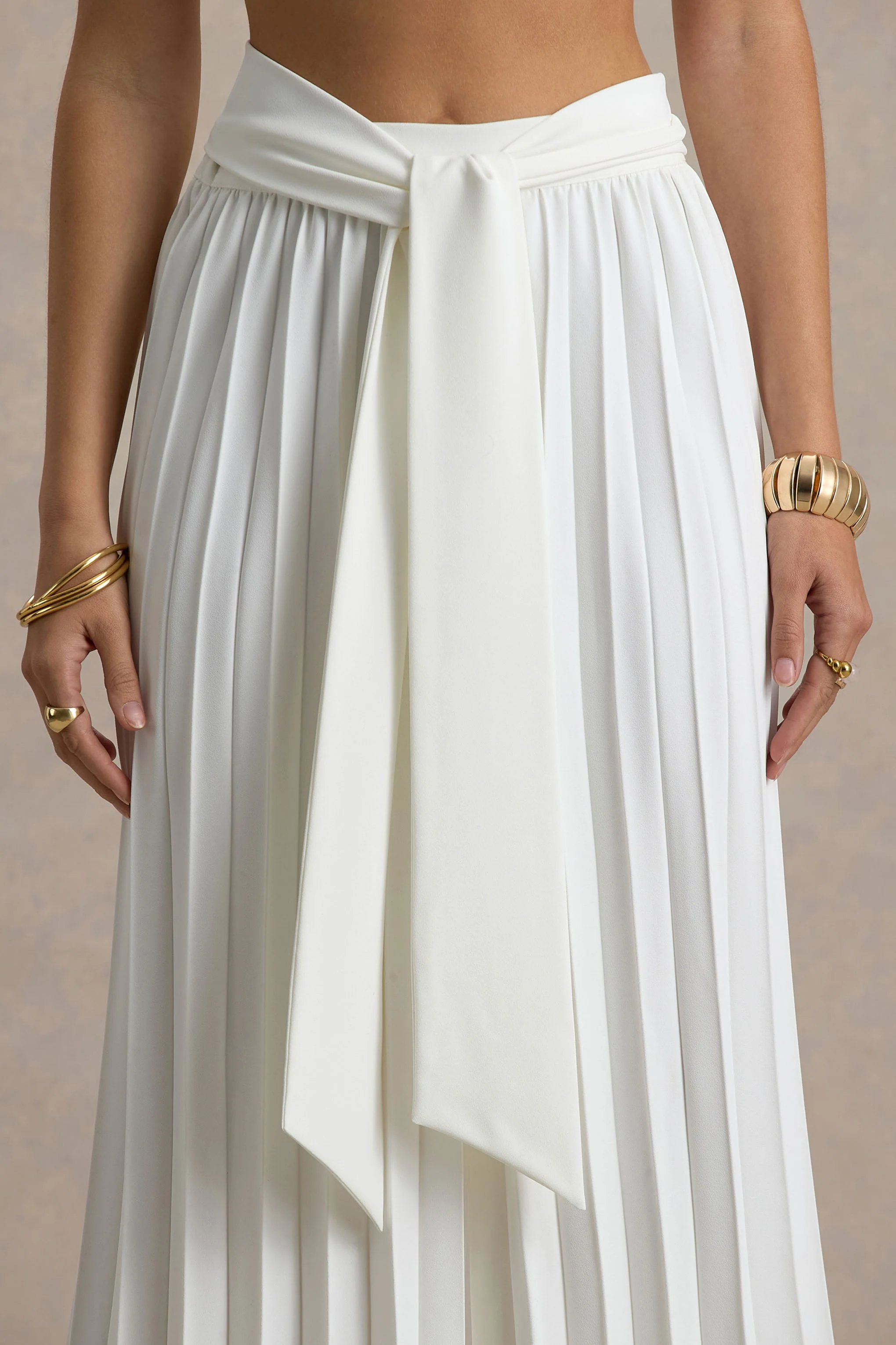 Eclipse | Cream Pleated Wide-Leg Trousers