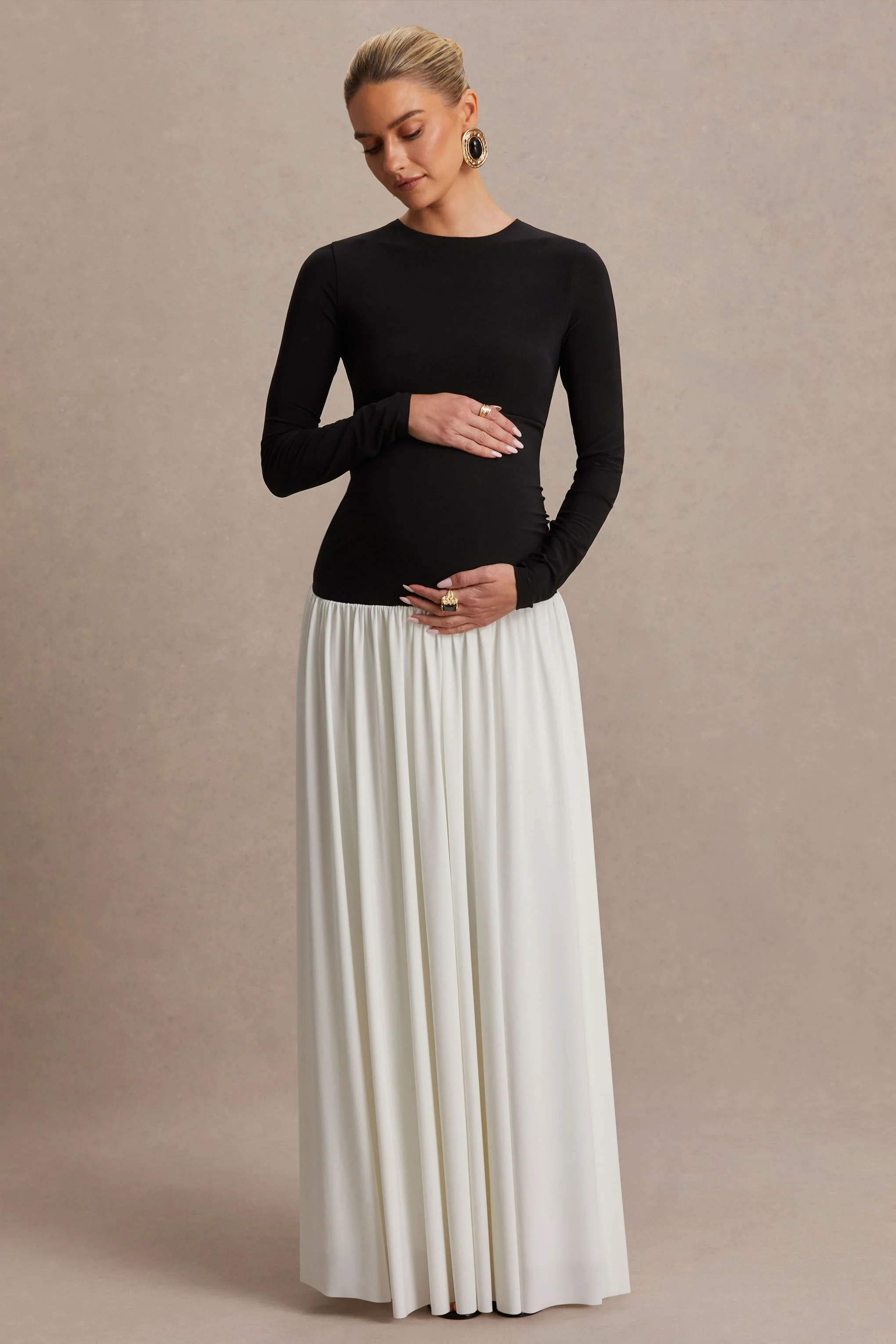Monroe | Black And White Crew-Neck Maxi Dress With Drop-Waist