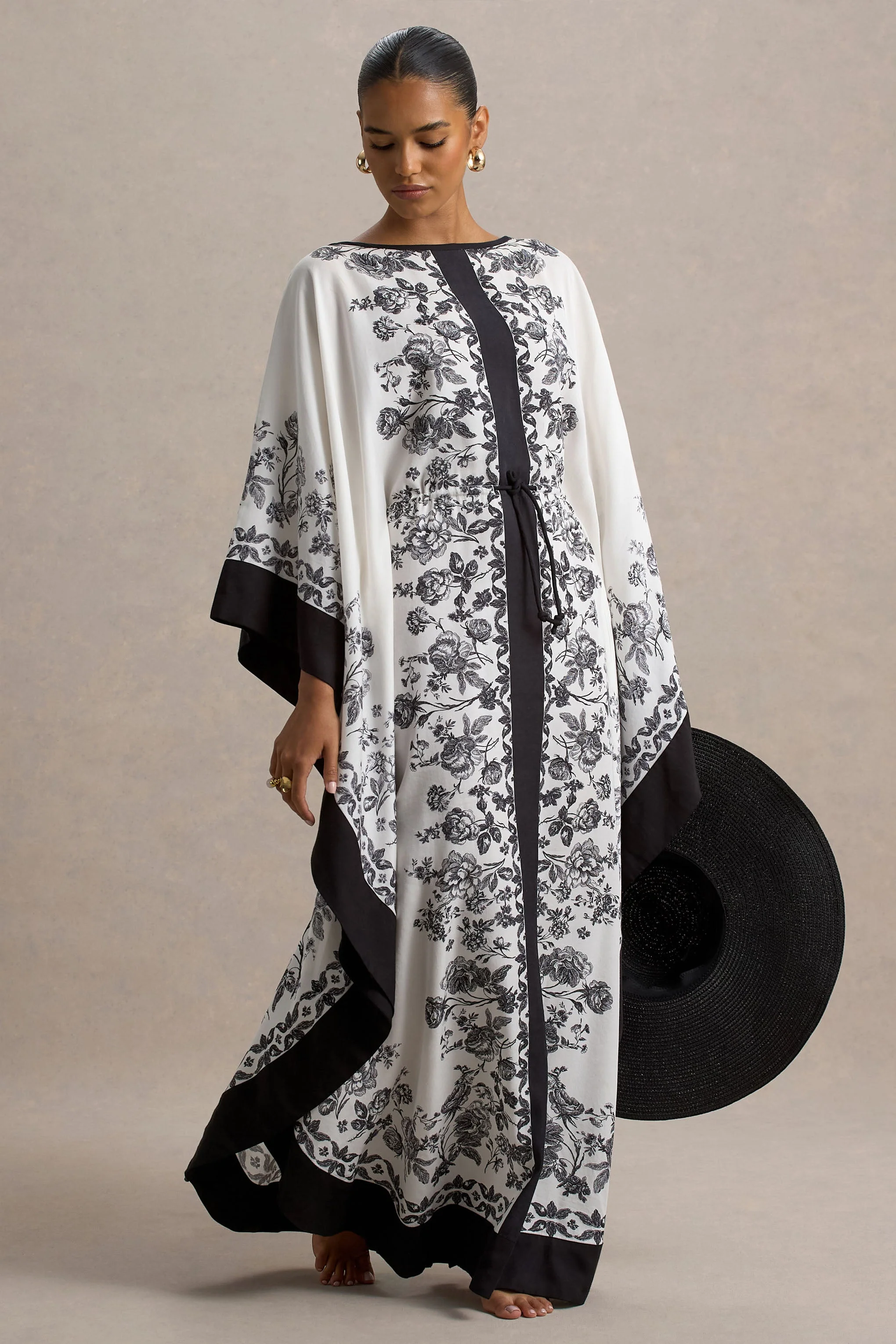 Rikki | Black & White Long-Sleeve Maxi Dress With Tie Waist