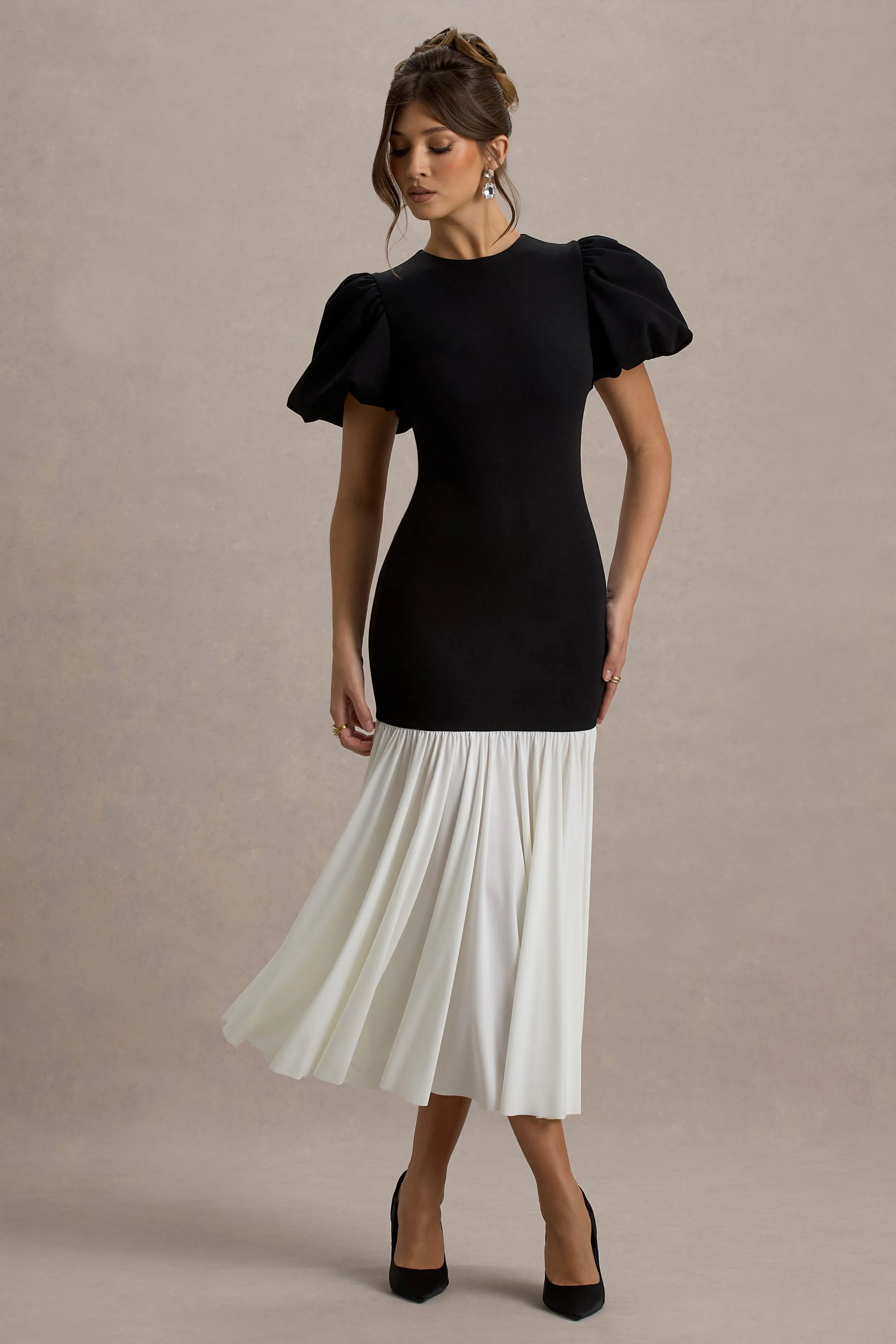 Cinzia | Black & White Puff-Sleeve Volume-Hem Midi Dress