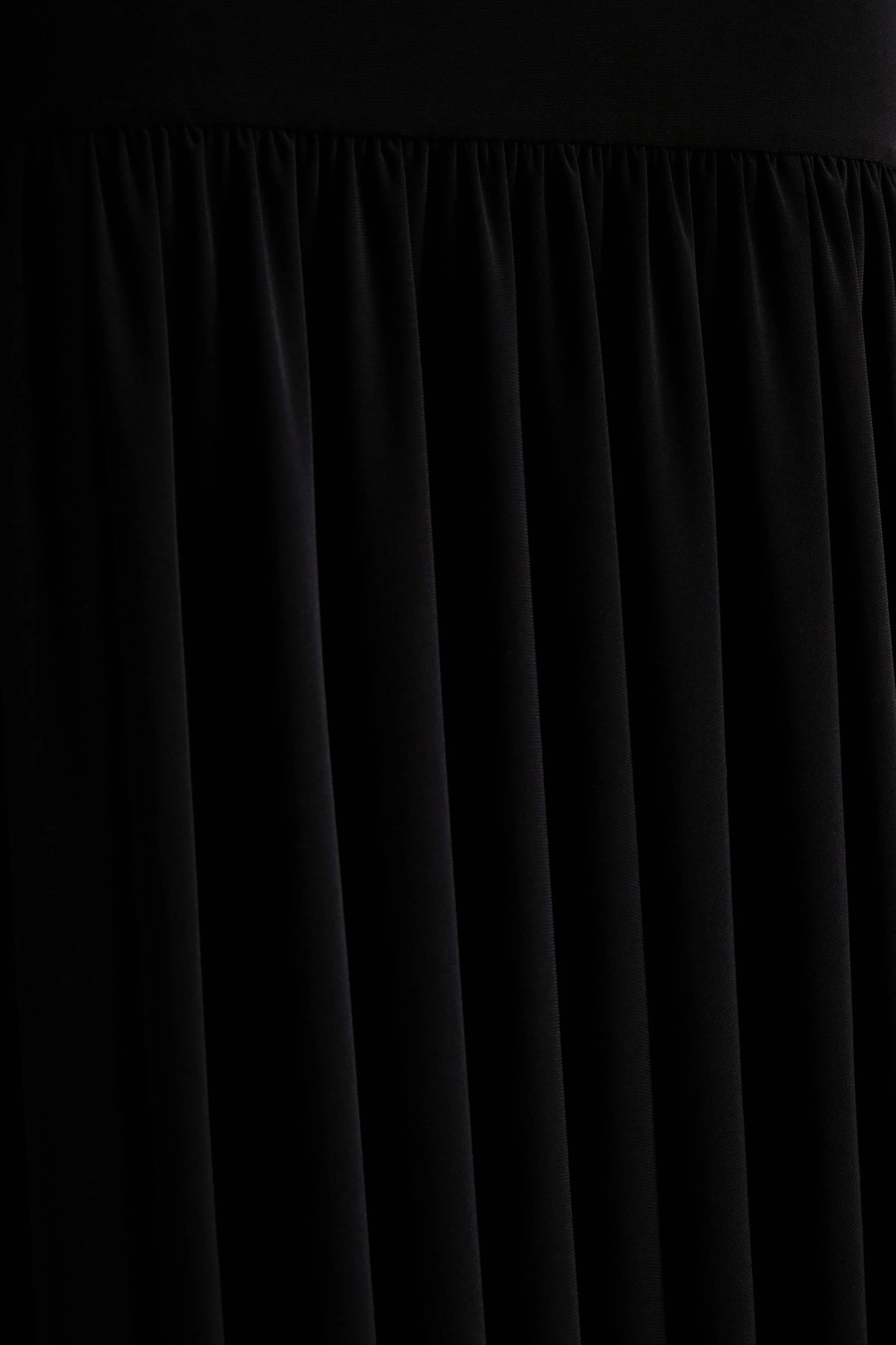 Tasmin | Black High-Neck Maxi Dress With Drop-Waist