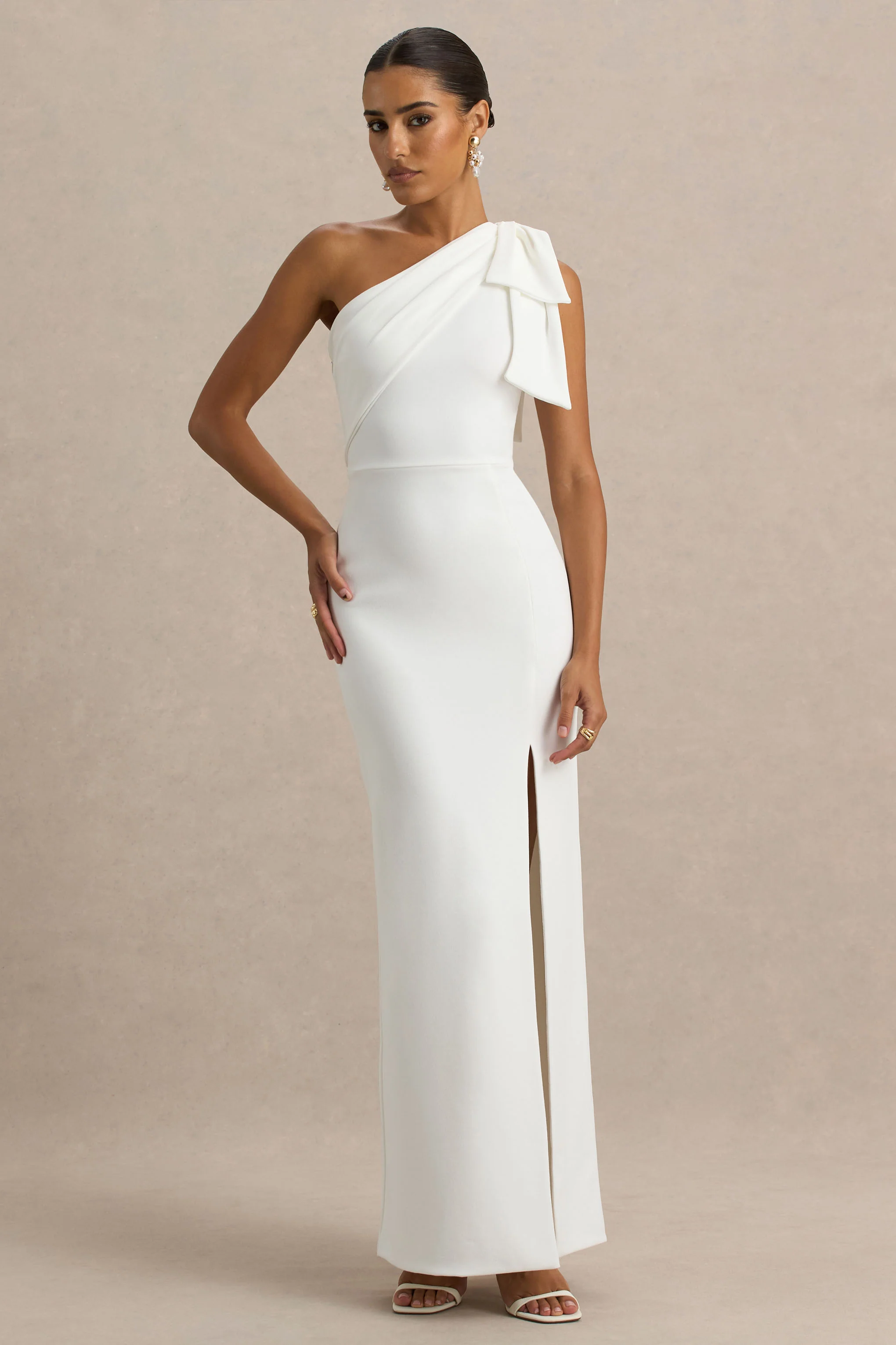 Kiri | White One-Shoulder Bow Maxi Dress