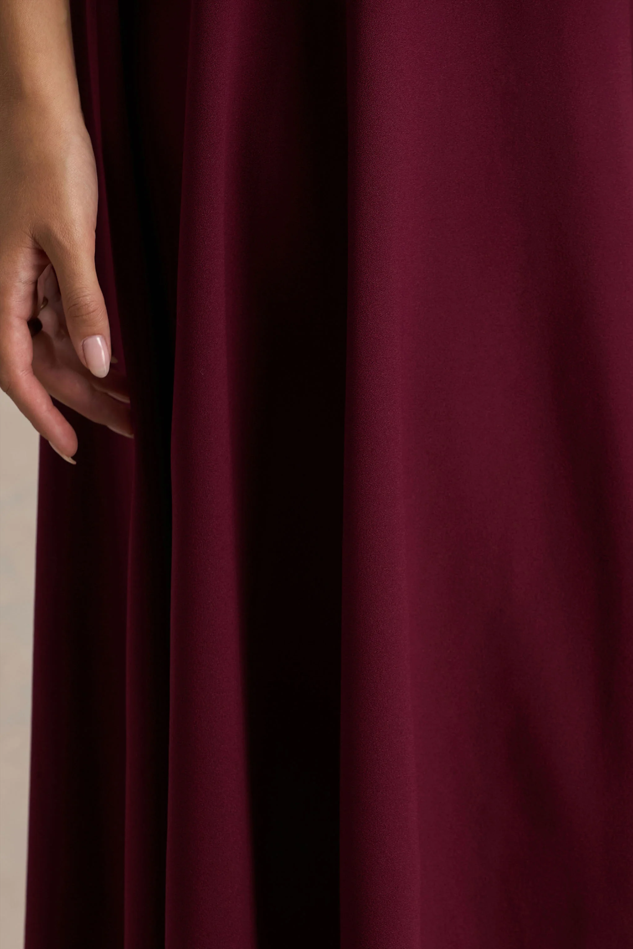 Bellona | Burgundy High-Neck High-Low Midi Dress