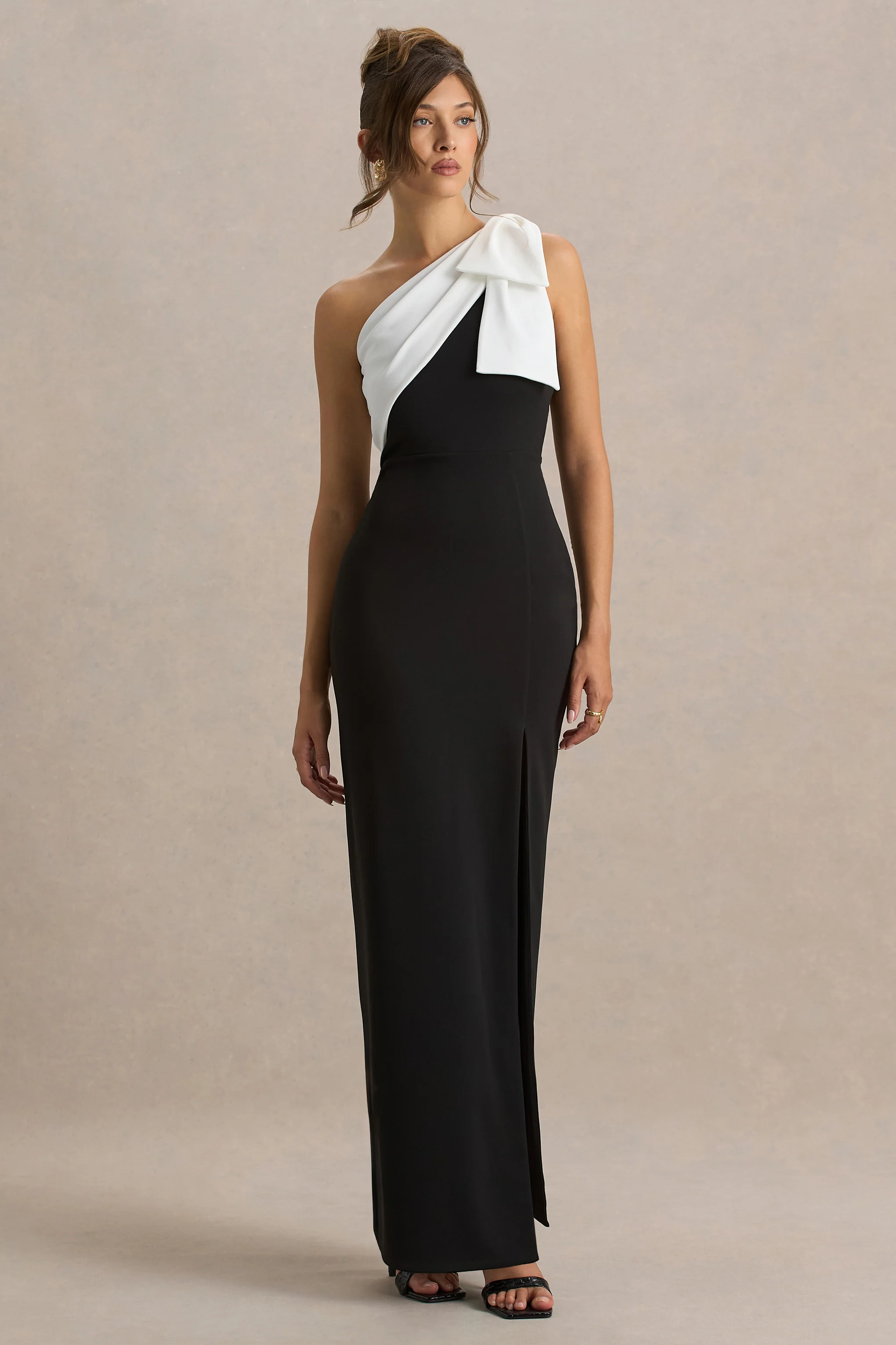 Kiri | Black & White One-Shoulder Bow Maxi Dress