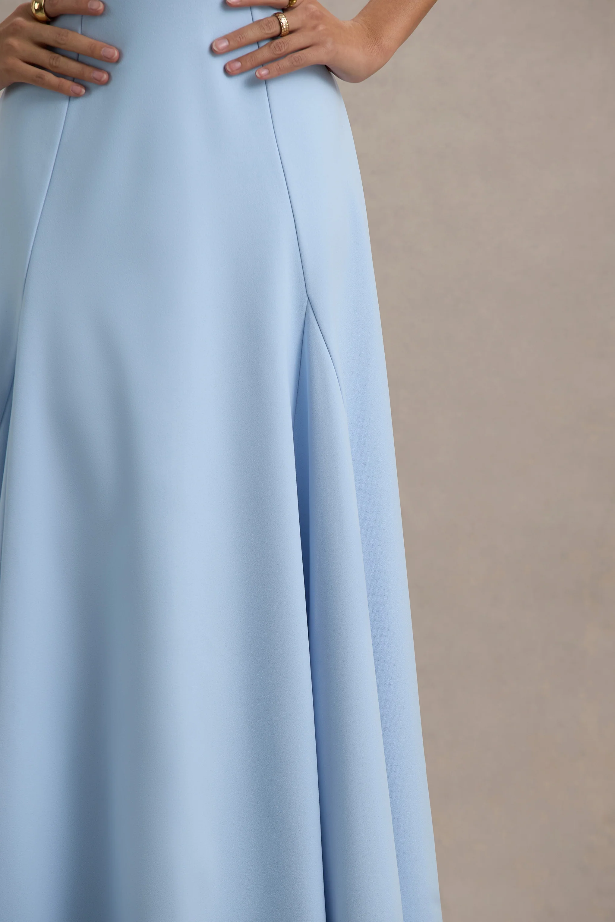 Alea | Powder Blue High-Neck Short-Sleeve Maxi Dress