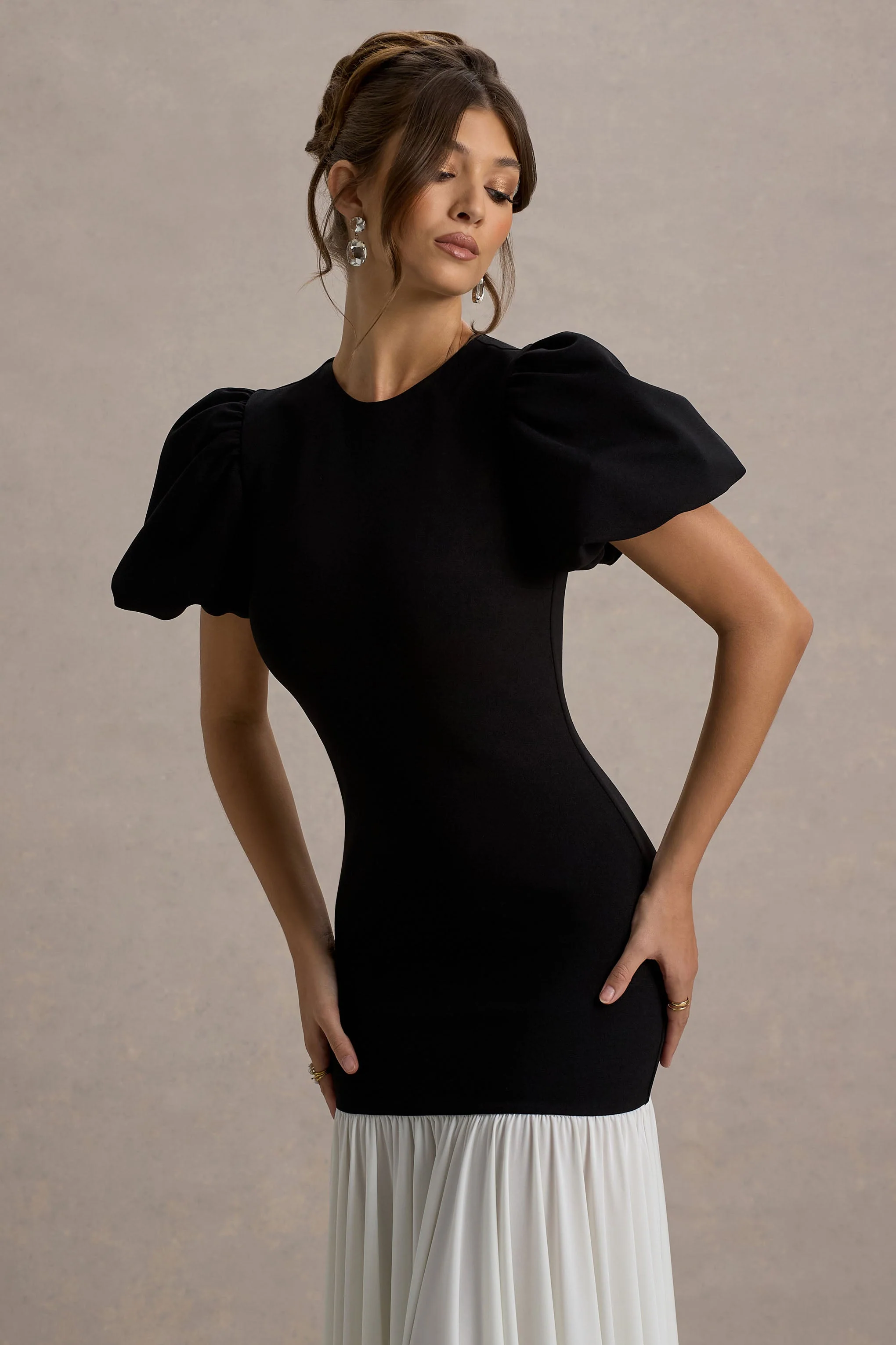 Cinzia | Black & White Puff-Sleeve Volume-Hem Midi Dress