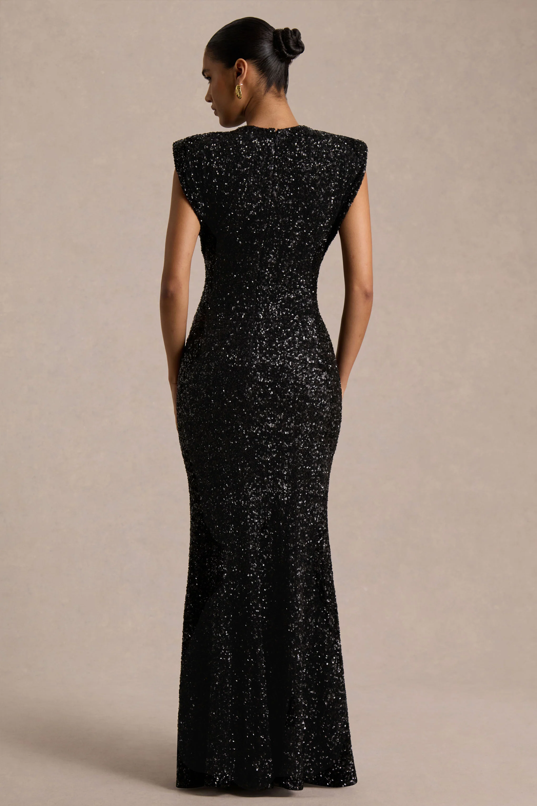 Aurah | Black Sequin Crew-Neck Maxi Dress With Cap Sleeves