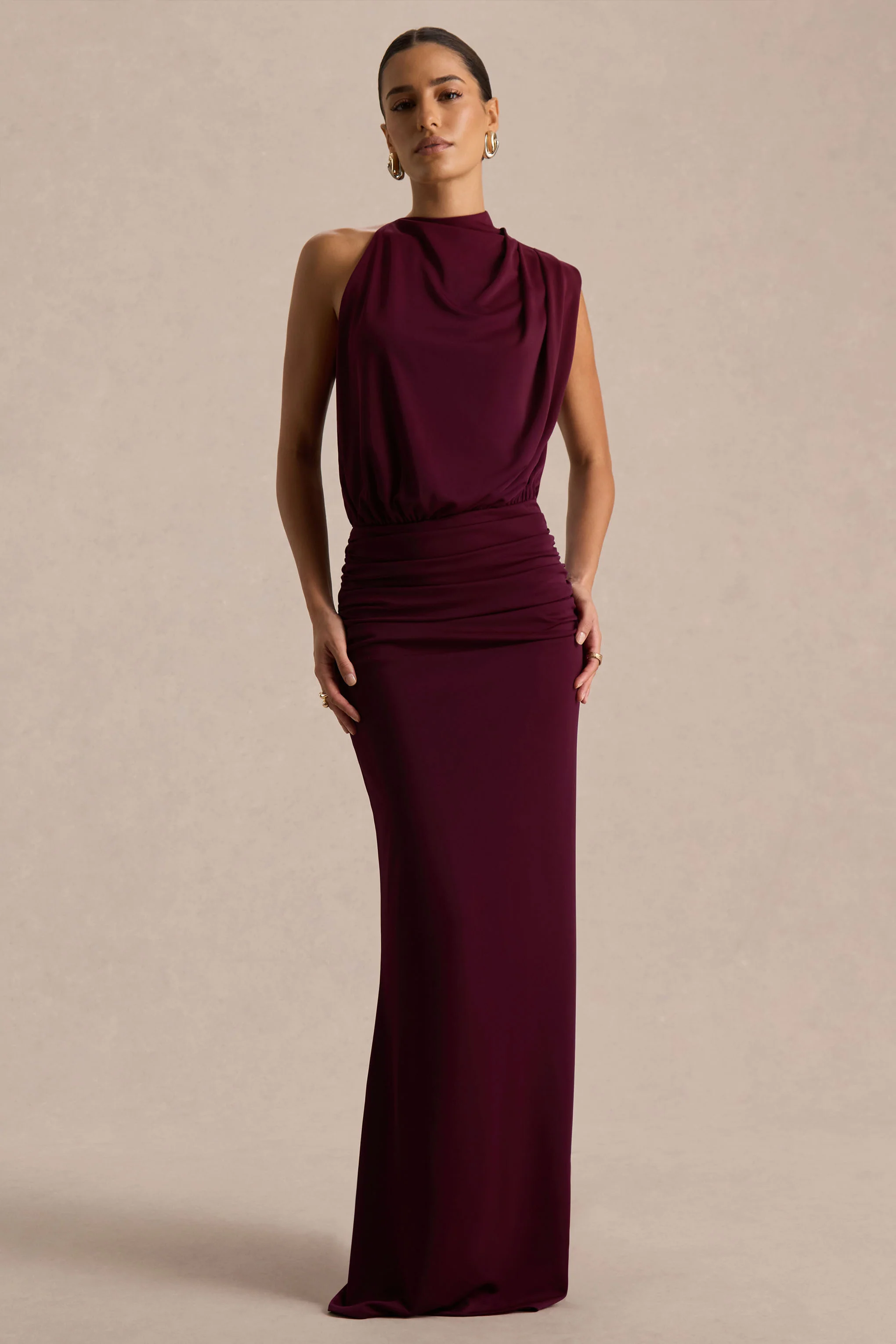 Umaira | Burgundy High-Neck Maxi Dress