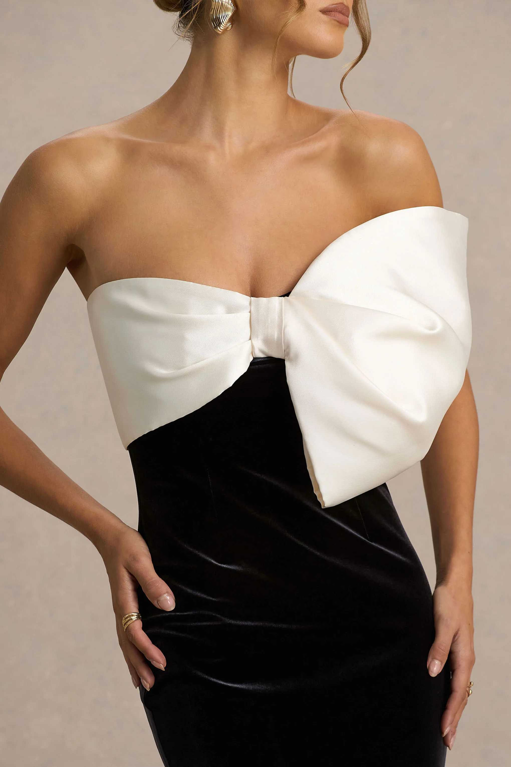 Divulge | Black And White Velvet Asymmetric-Neck Maxi Dress With Bow Detail