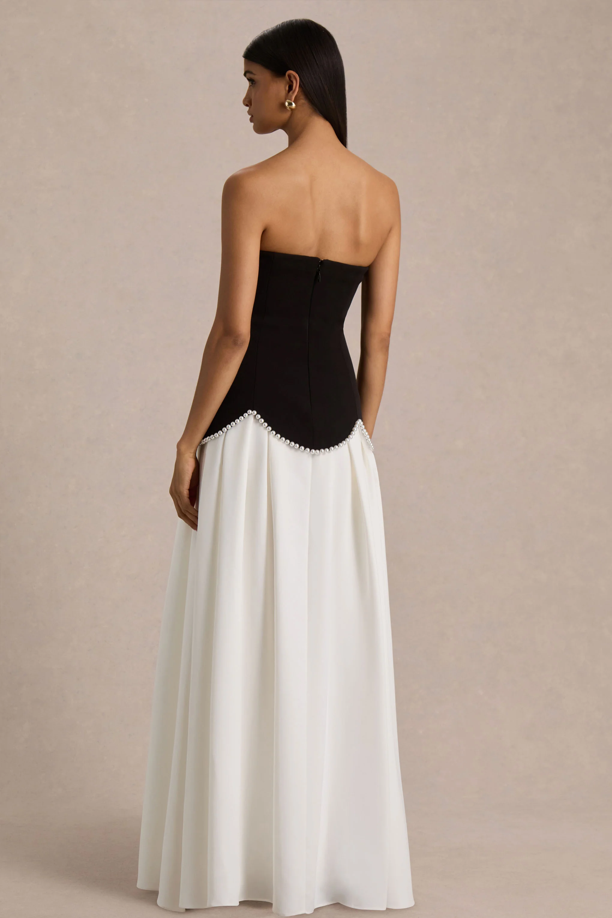 Wendy | Black And White Maxi Dress With Drop-Waist