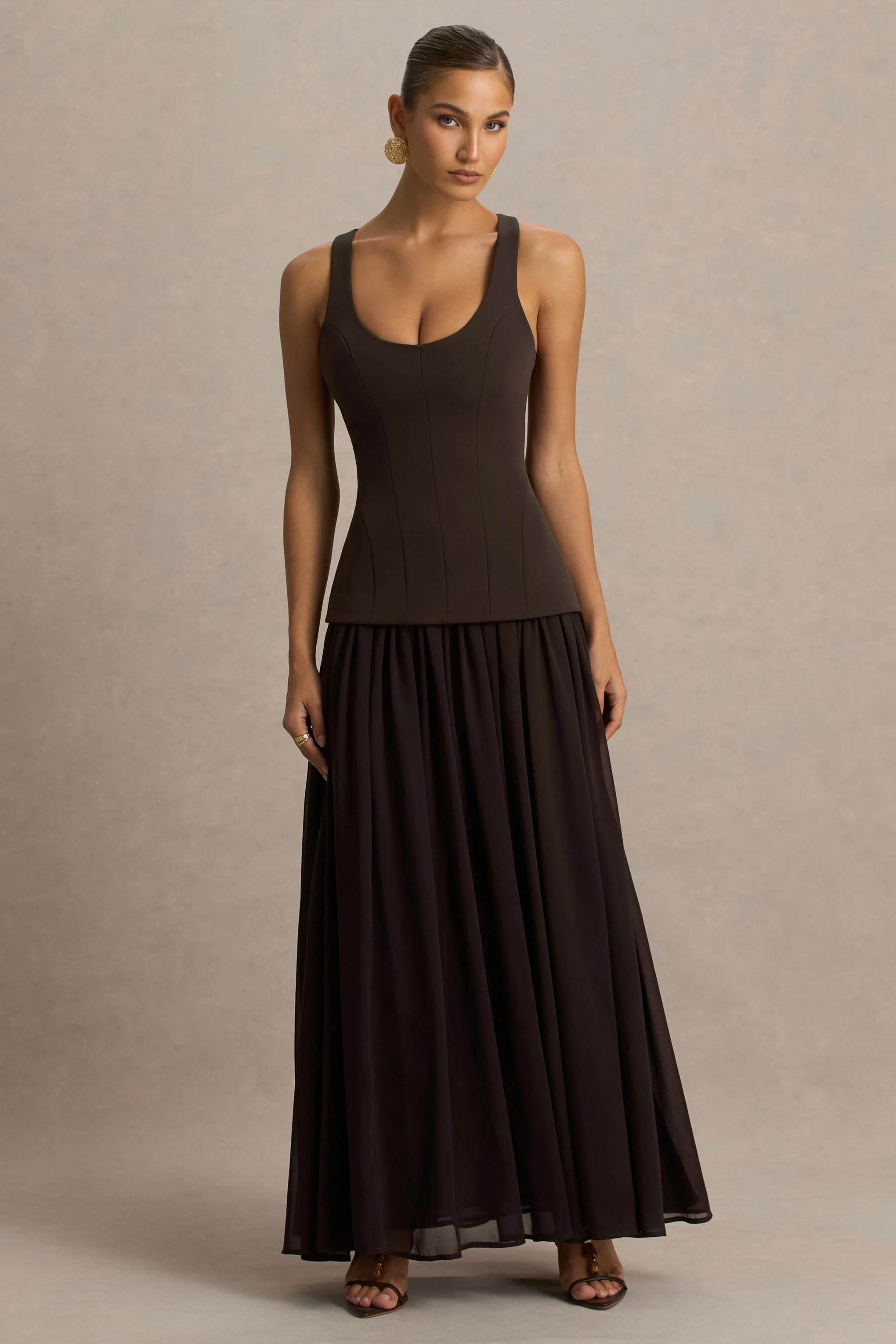 Kelly | Brown Scoop-Neck Maxi Dress With Mesh And Pleated Detailing