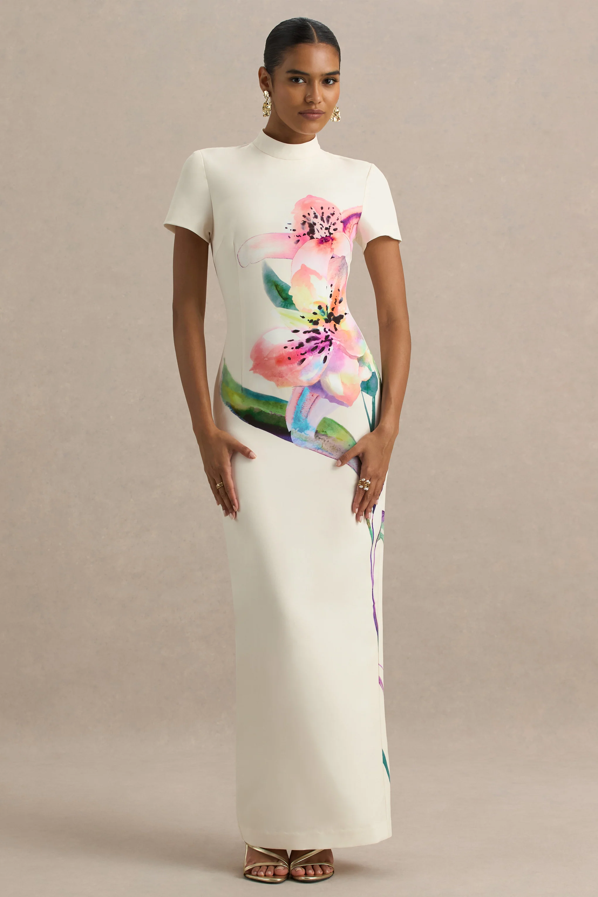Hessie | White Lily Print High-Neck Maxi Dress