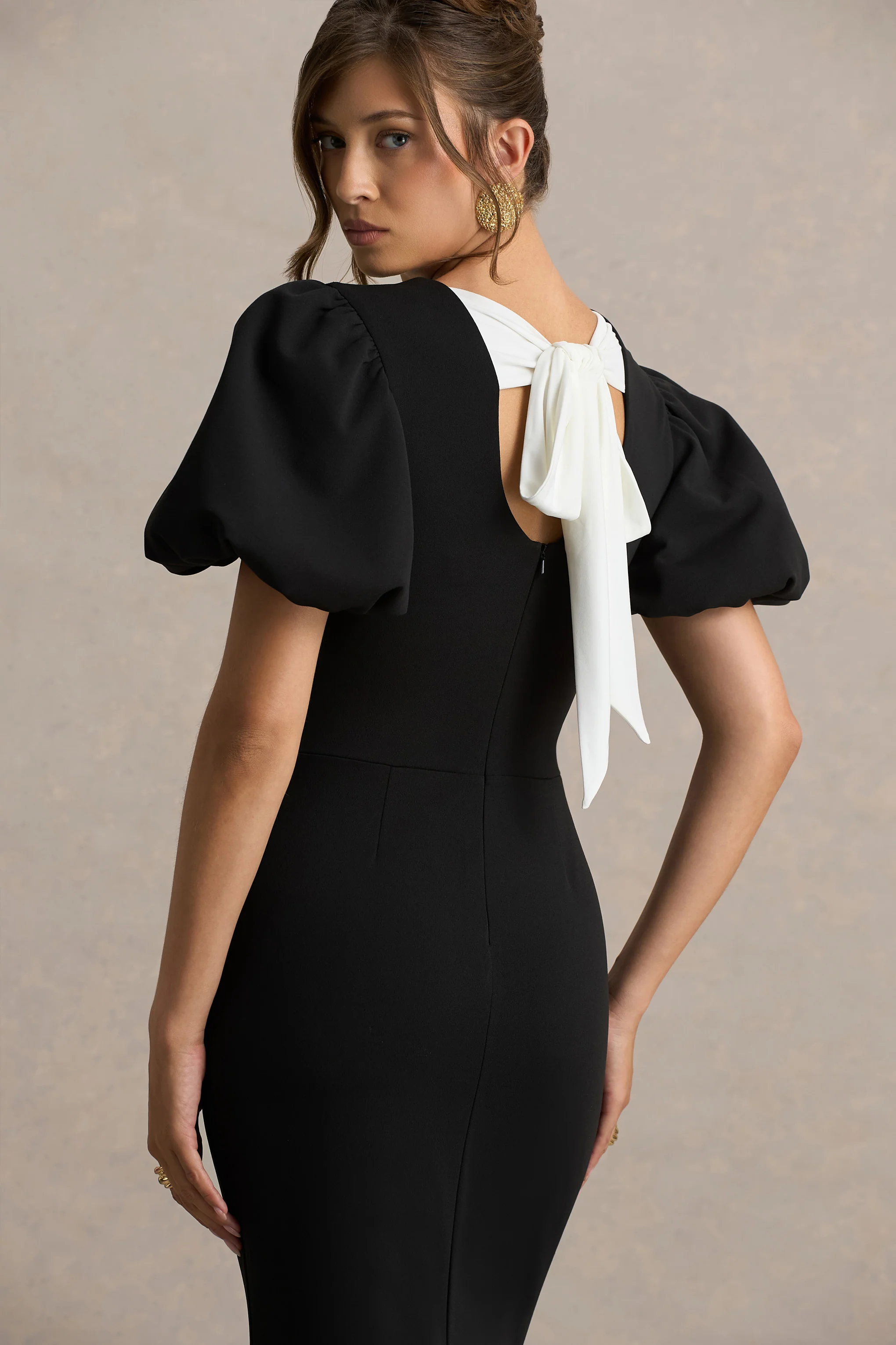 Carolina | Black Puff-Sleeve Maxi Dress With White Bow Detail