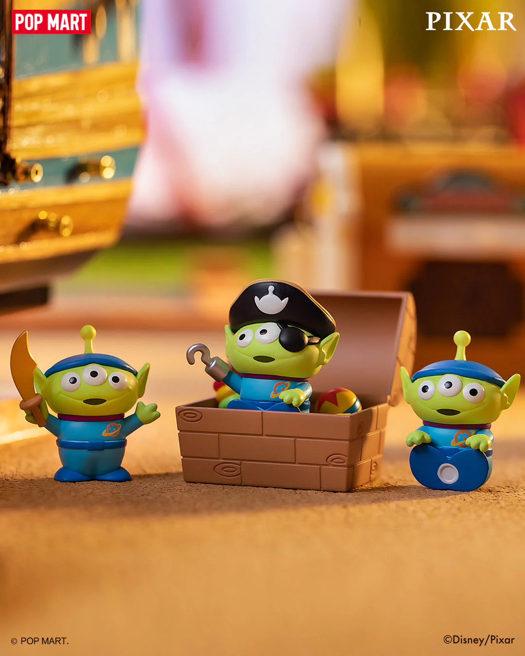 POP MART Disney / Pixar Aliens Days Series