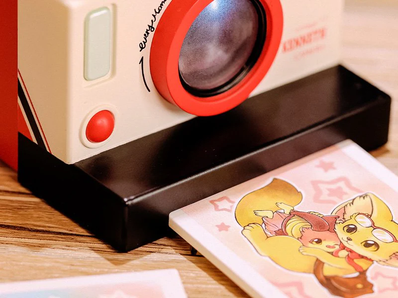 POP MART Kenneth Catch Your Wonderful Moment 100% Limited Edition