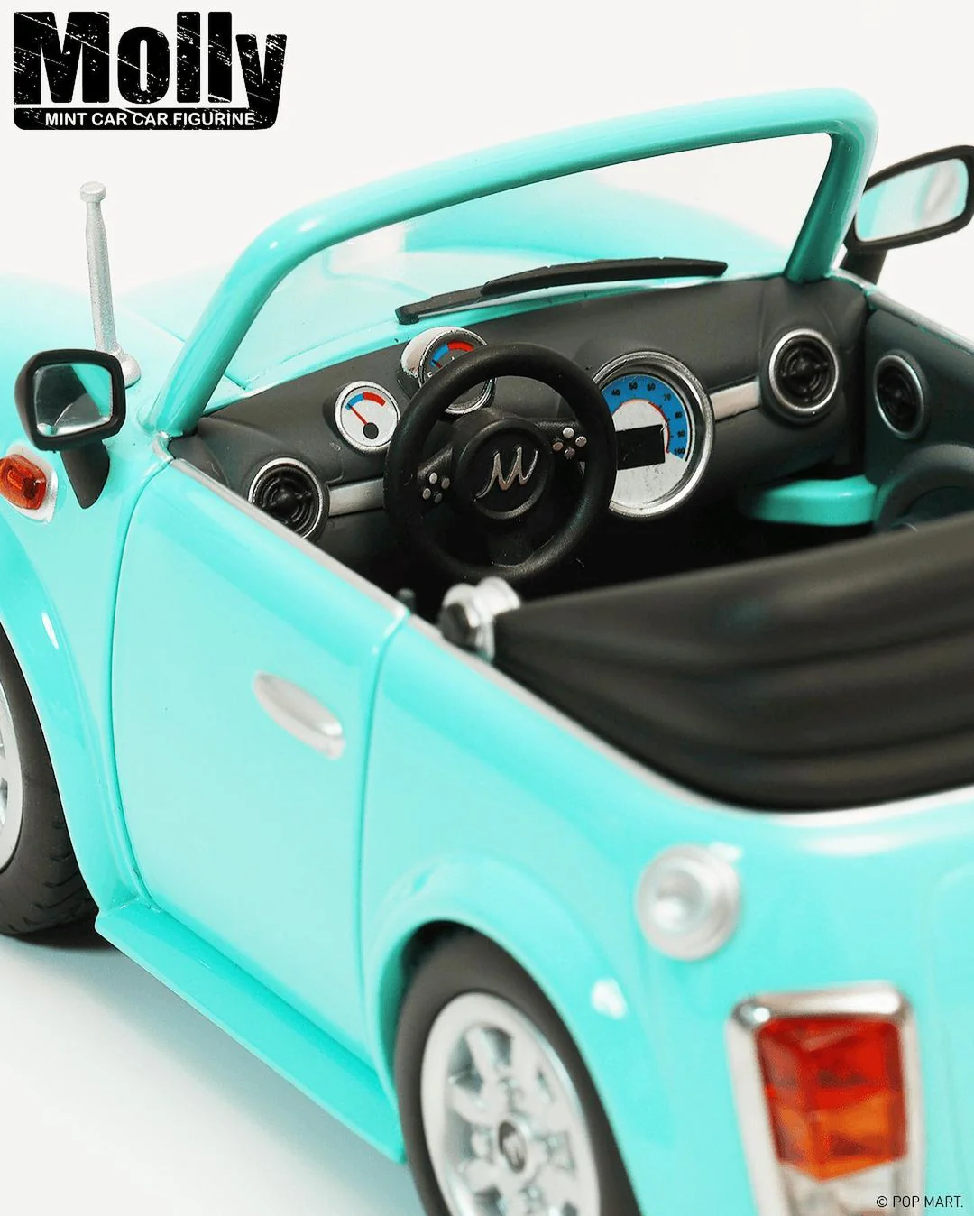 POP MART Molly Mint Car