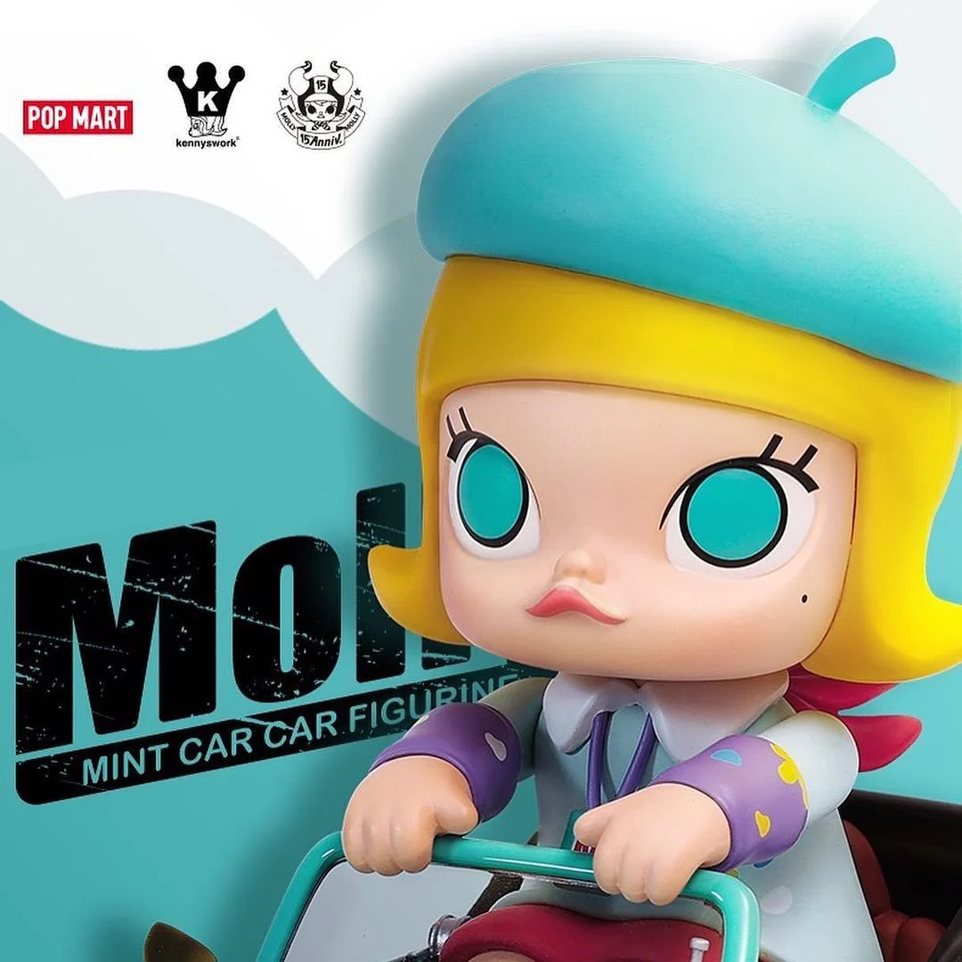 POP MART Molly Mint Car