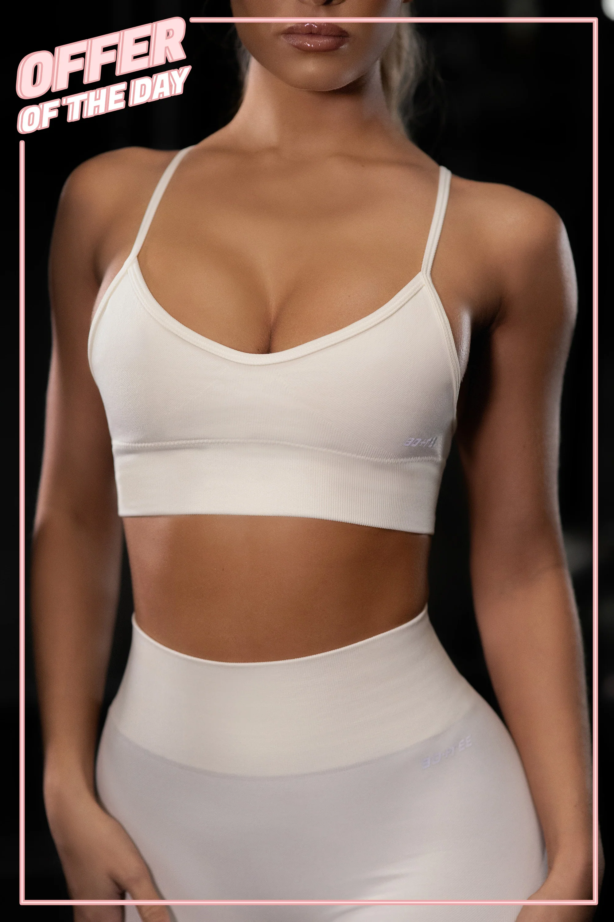 Empower Seamless V Neck Sports Bra in Cream