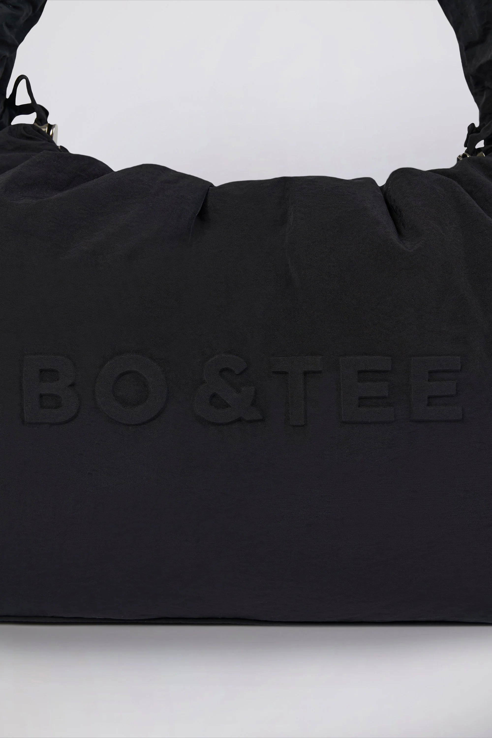 Drawstring Puffer Tote Bag in Black